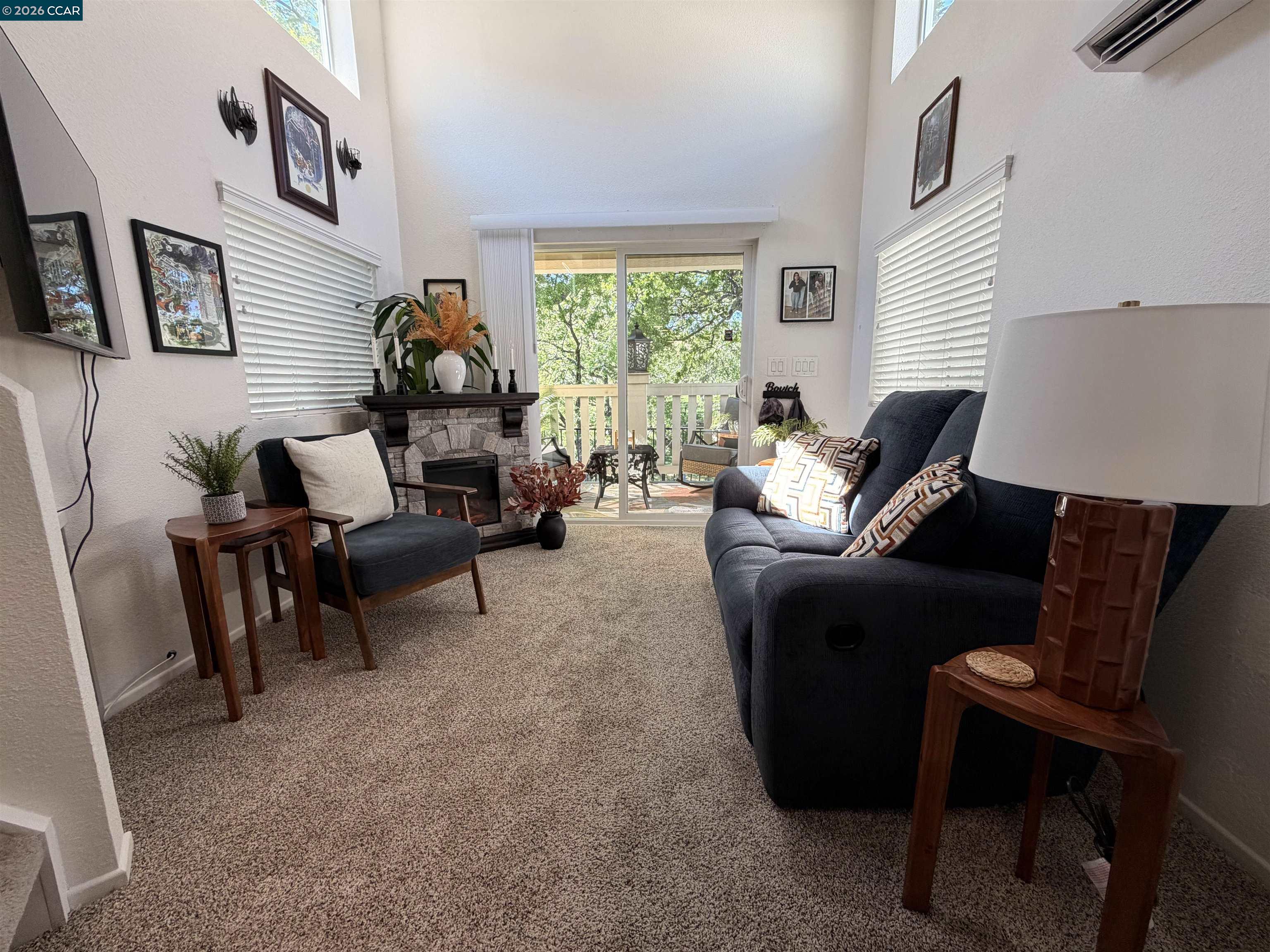 Detail Gallery Image 7 of 25 For 16711 Marsh Creek Rd #C,  Clayton,  CA 94517 - 1 Beds | 1 Baths