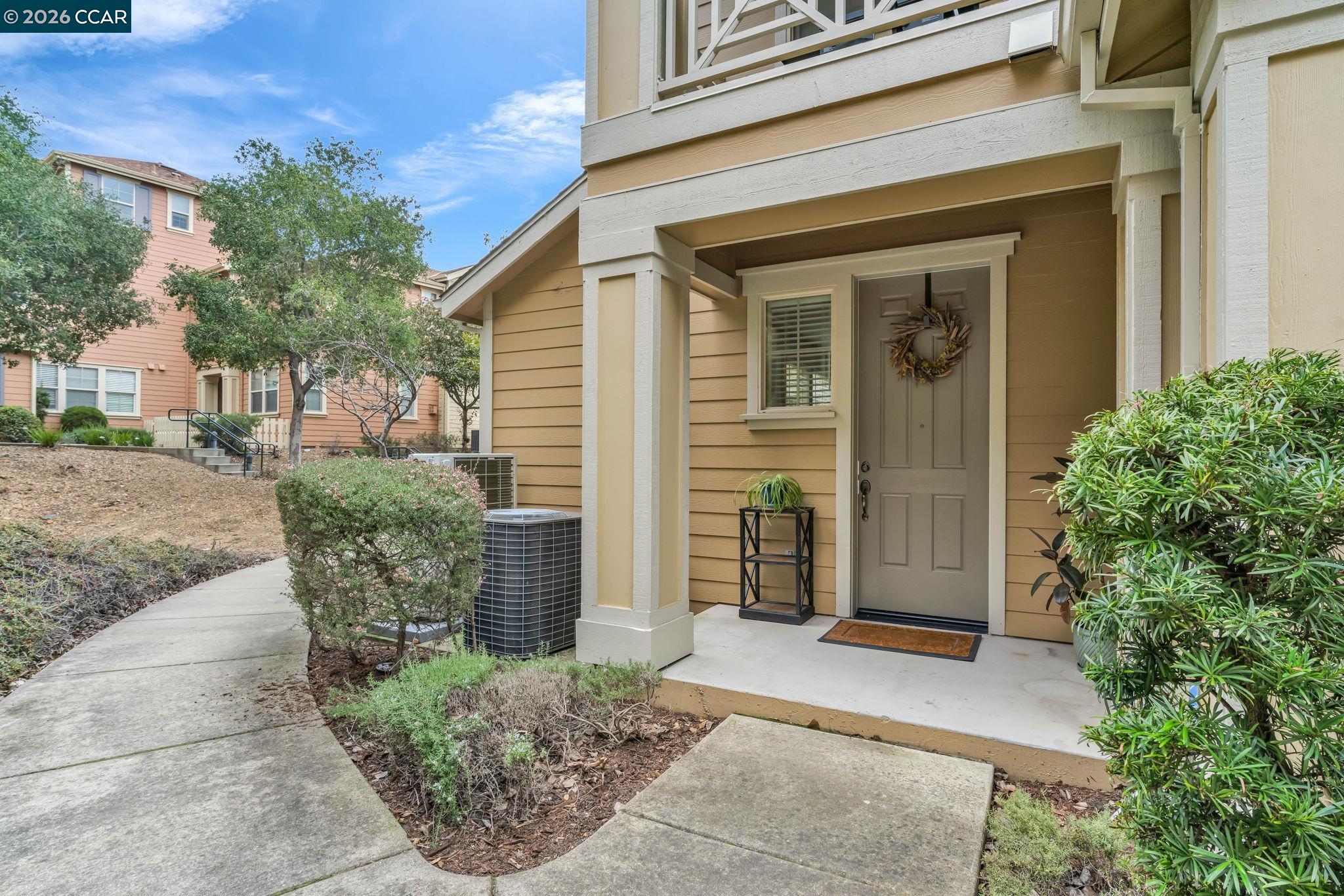 Photo #3: 41122548 Listing: Photo #3