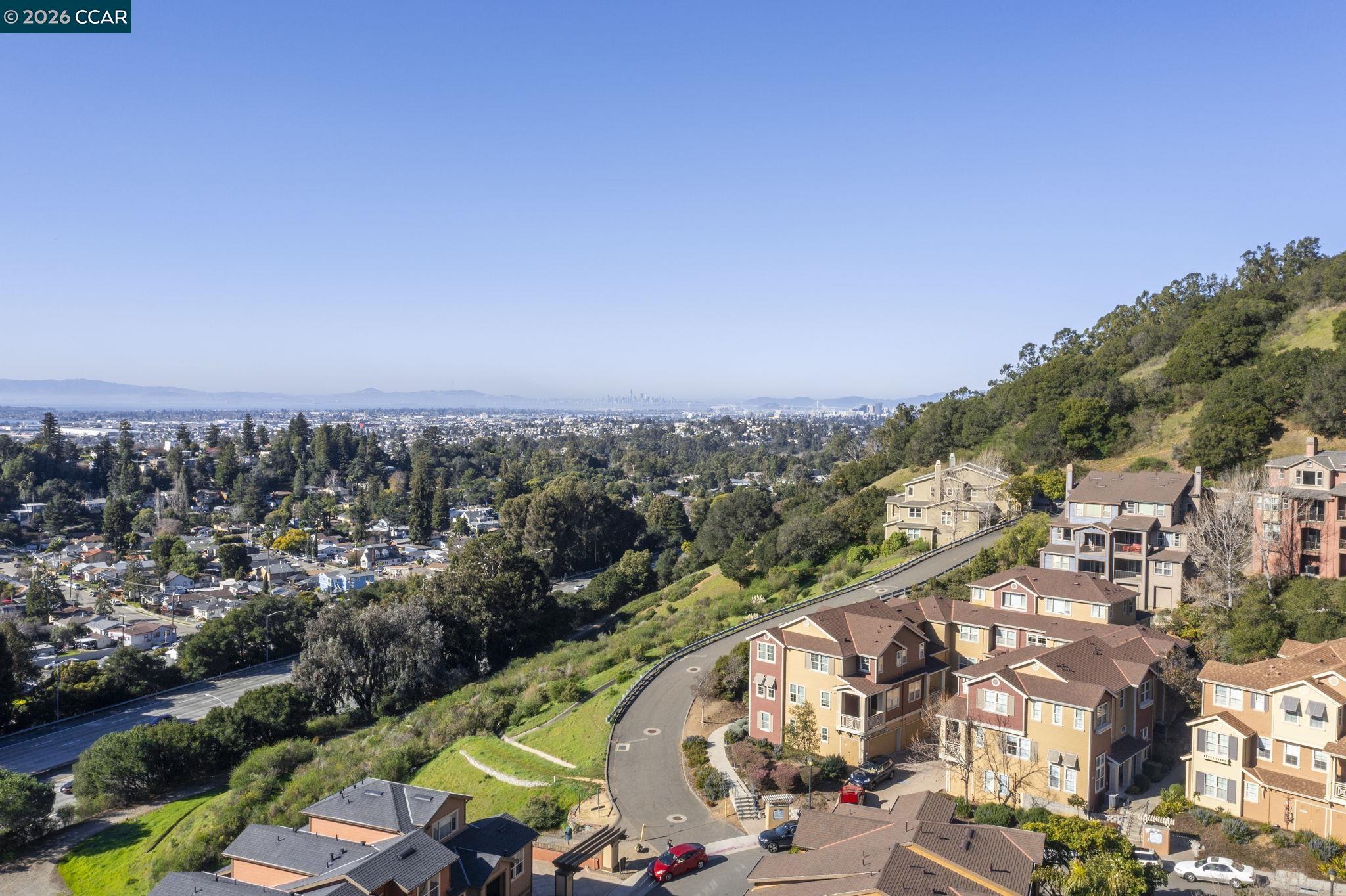 Detail Gallery Image 33 of 41 For 6078 Old Quarry Loop, Oakland,  CA 94605 - 2 Beds | 2 Baths