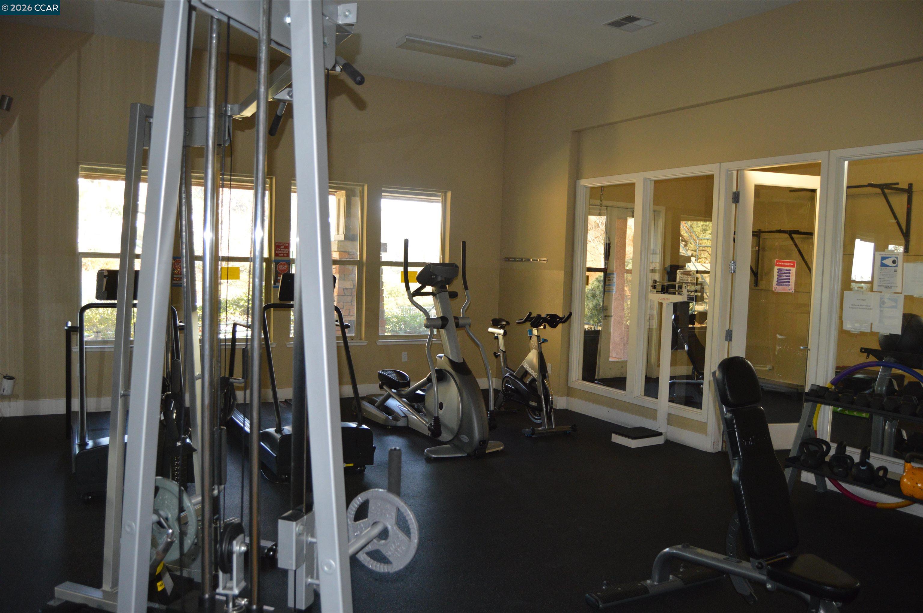 Detail Gallery Image 38 of 41 For 6078 Old Quarry Loop, Oakland,  CA 94605 - 2 Beds | 2 Baths