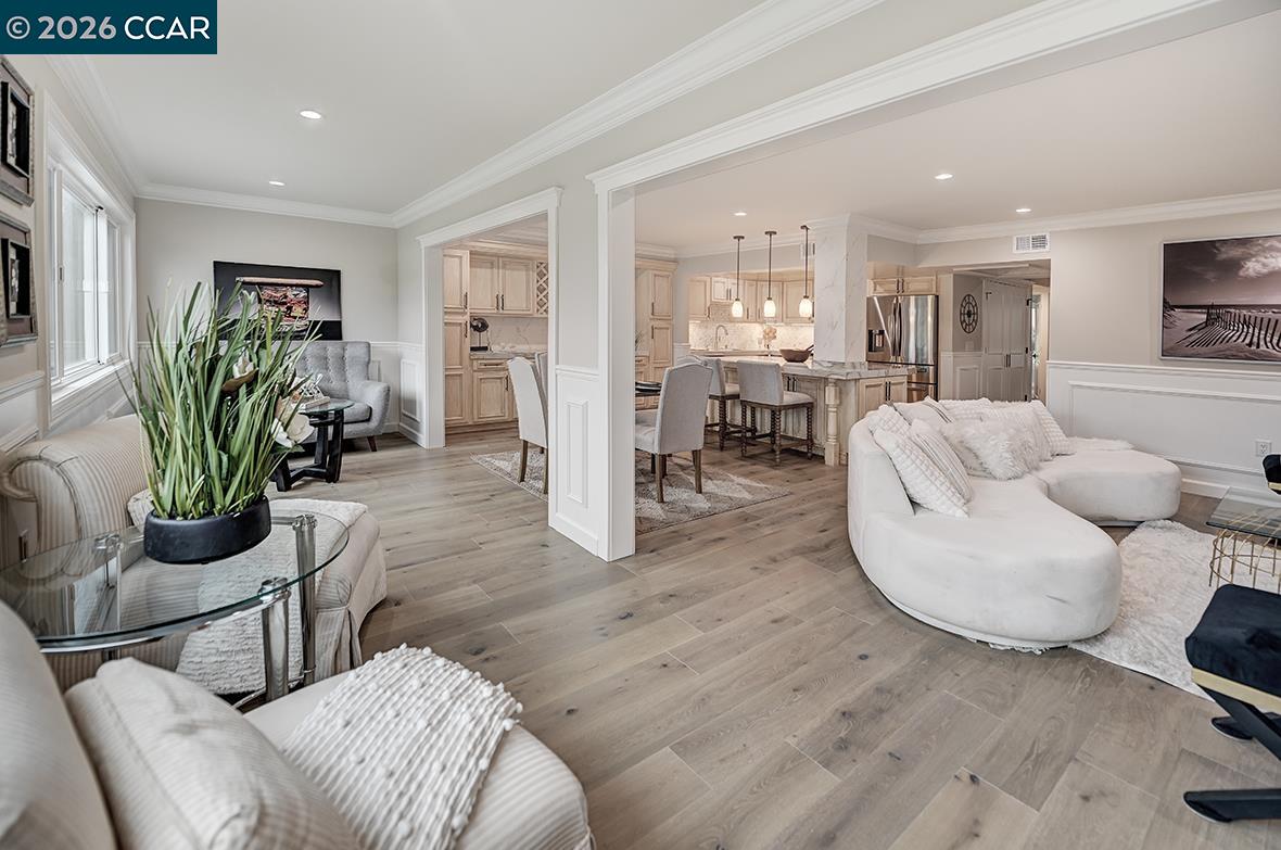 Detail Gallery Image 13 of 51 For 2601 Pine Knoll Dr #8,  Walnut Creek,  CA 94595 - 2 Beds | 2 Baths