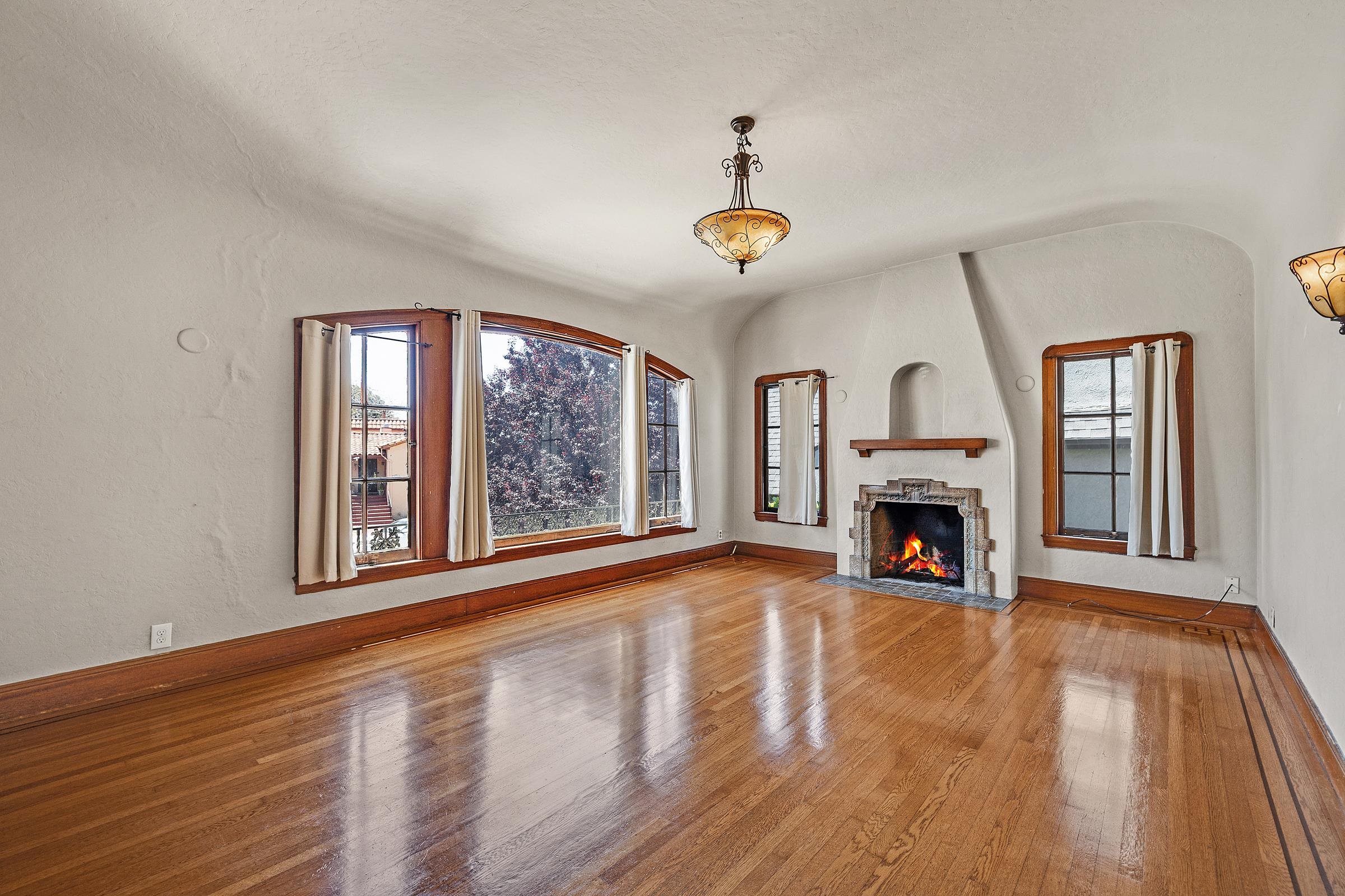 Detail Gallery Image 23 of 34 For 540 57th St., Oakland,  CA 94609 - 3 Beds | 1 Baths