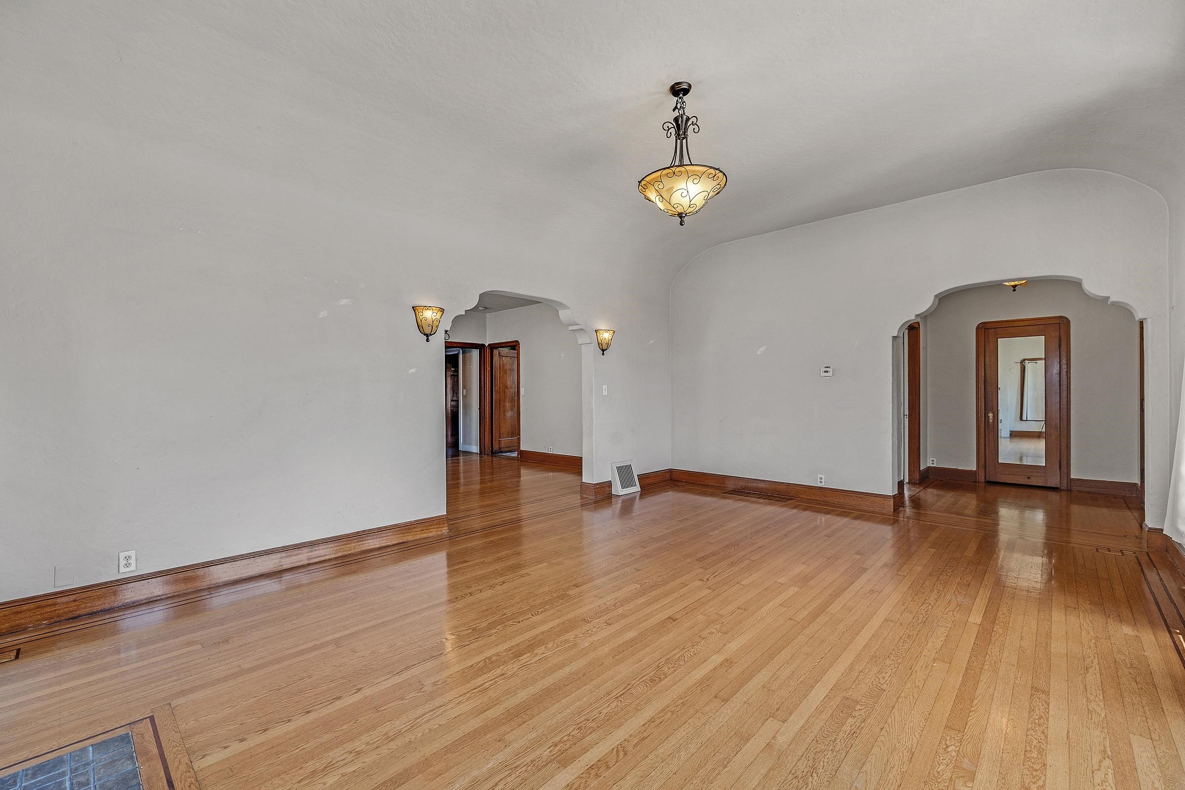 Detail Gallery Image 25 of 34 For 540 57th St., Oakland,  CA 94609 - 3 Beds | 1 Baths