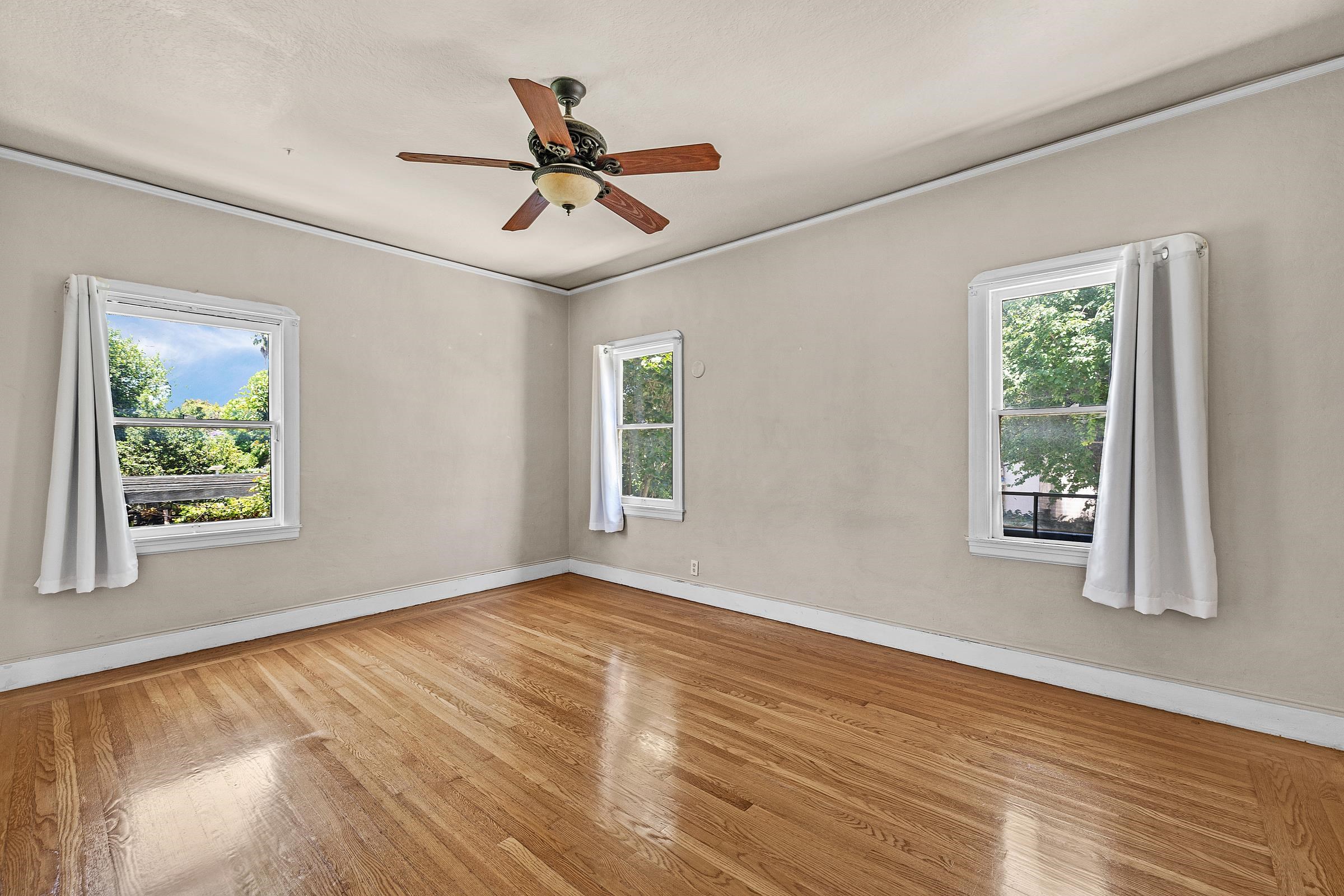 Detail Gallery Image 31 of 34 For 540 57th St., Oakland,  CA 94609 - 3 Beds | 1 Baths