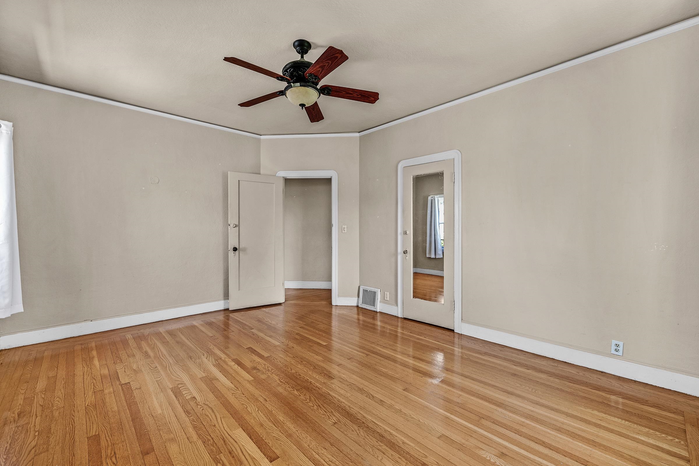 Detail Gallery Image 32 of 34 For 540 57th St., Oakland,  CA 94609 - 3 Beds | 1 Baths