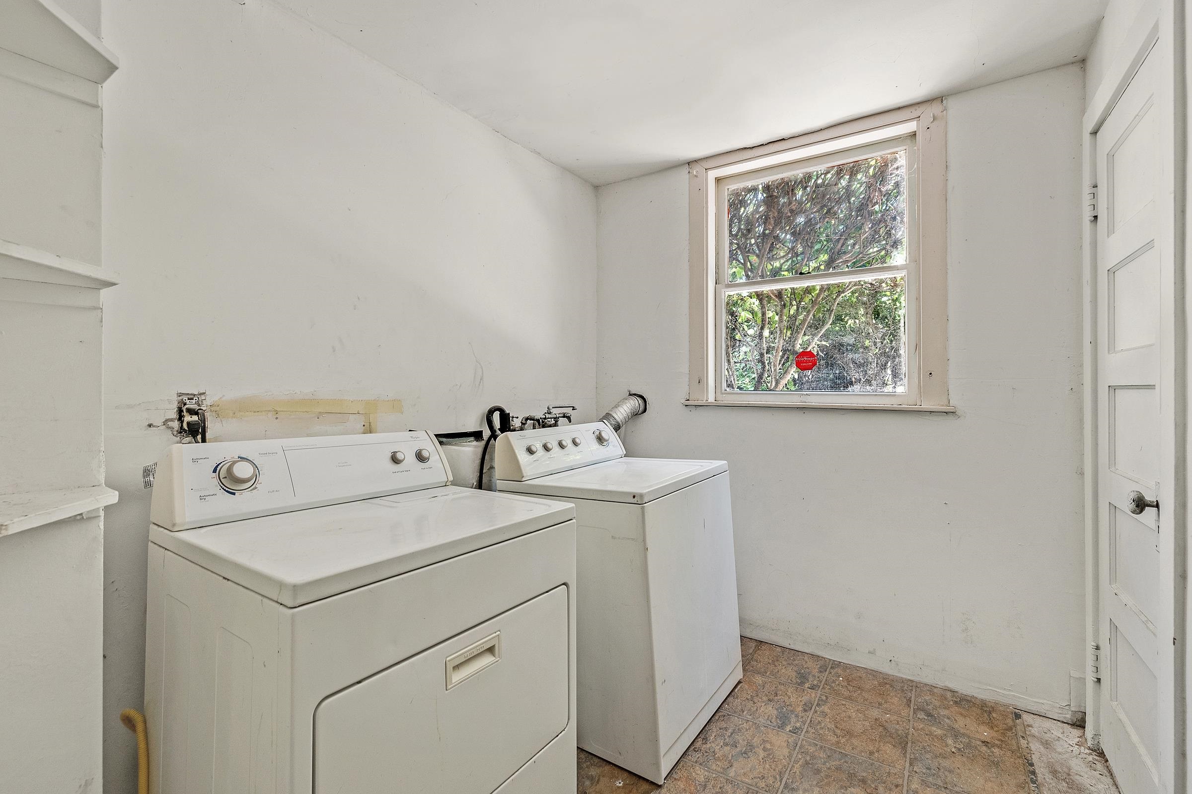 Detail Gallery Image 33 of 34 For 540 57th St., Oakland,  CA 94609 - 3 Beds | 1 Baths