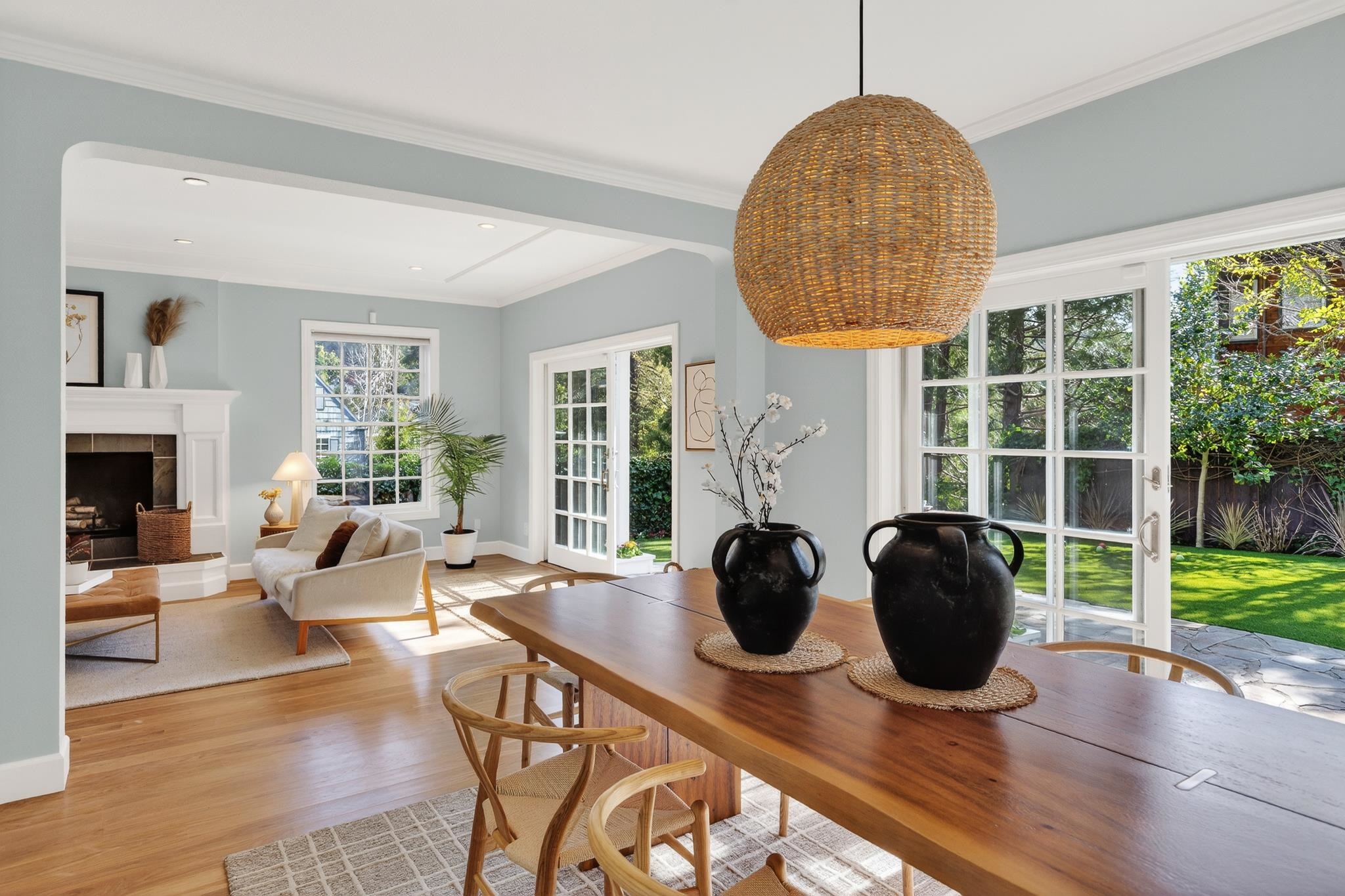 Detail Gallery Image 11 of 60 For 165 Cross Rd, Oakland,  CA 94618 - 4 Beds | 3 Baths