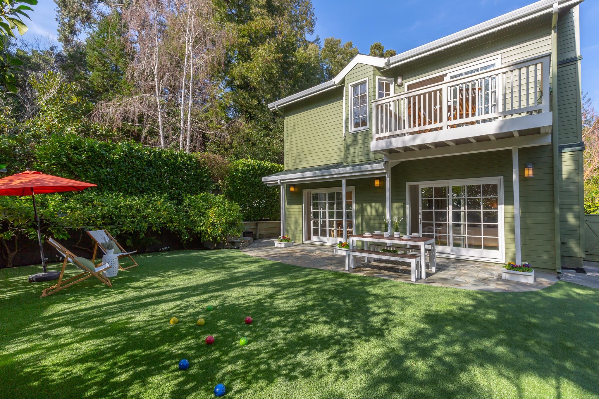 Detail Gallery Image 17 of 60 For 165 Cross Rd, Oakland,  CA 94618 - 4 Beds | 3 Baths