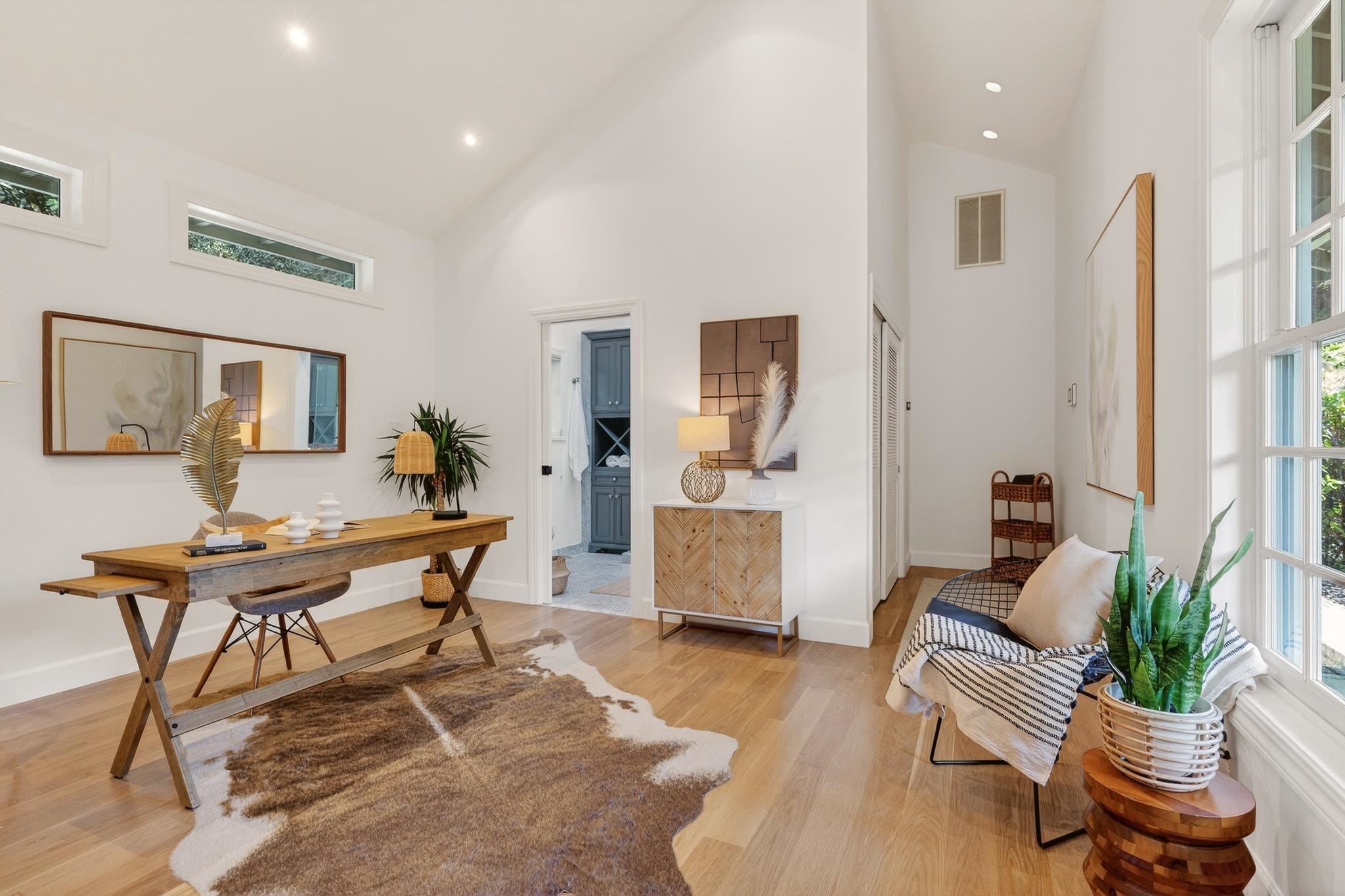 Detail Gallery Image 35 of 60 For 165 Cross Rd, Oakland,  CA 94618 - 4 Beds | 3 Baths