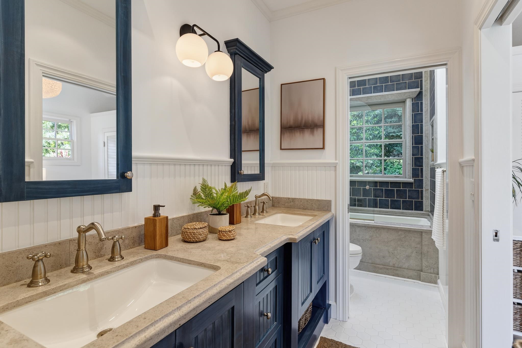 Detail Gallery Image 49 of 60 For 165 Cross Rd, Oakland,  CA 94618 - 4 Beds | 3 Baths