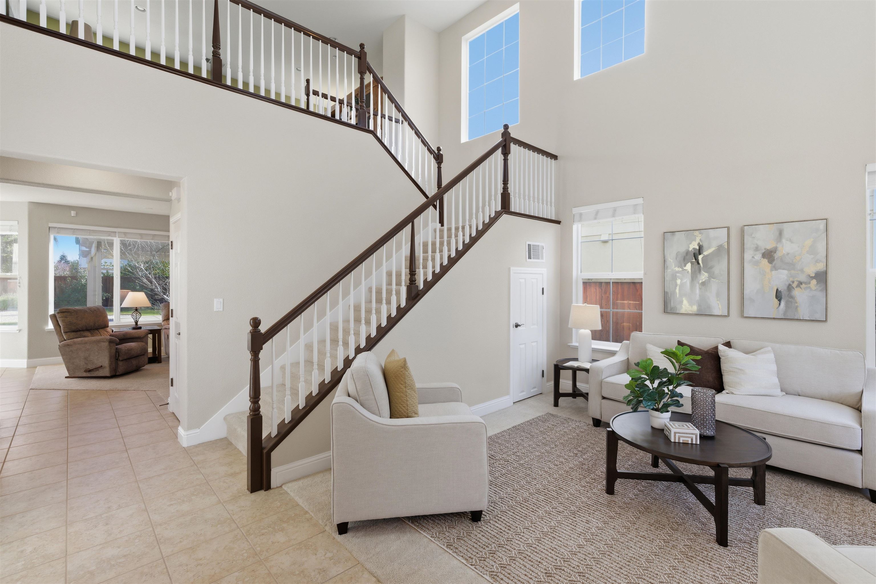 Detail Gallery Image 4 of 54 For 2812 Pristine Way, Brentwood,  CA 94513-1748 - 5 Beds | 3/1 Baths