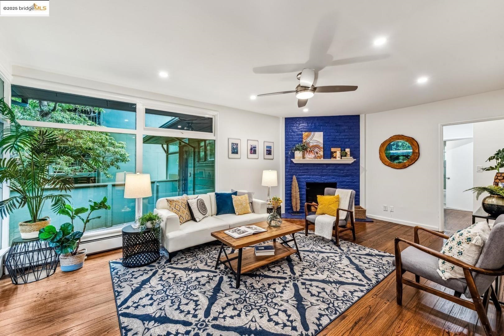 Photo #3: 41122556 Listing: Photo #3