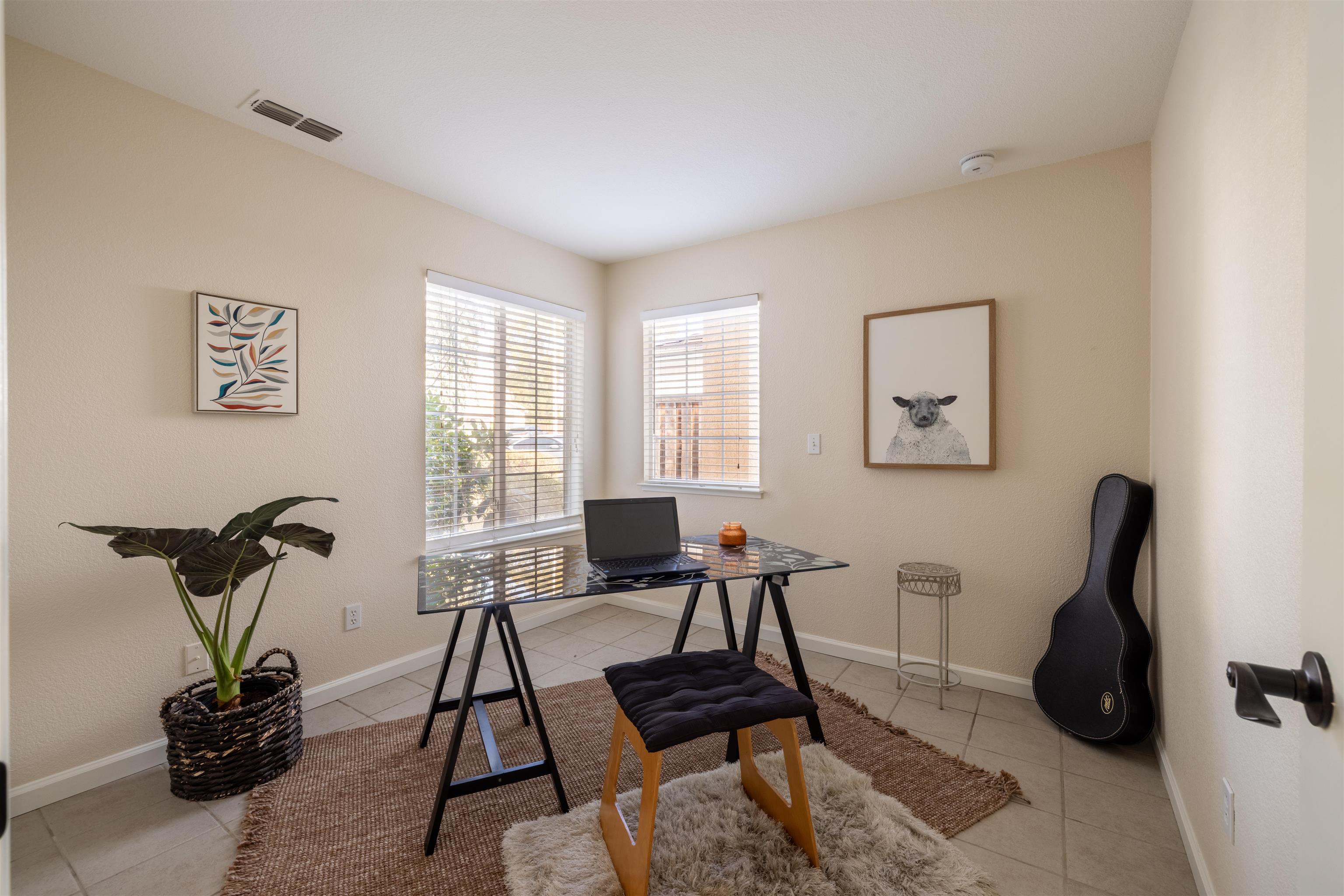 Detail Gallery Image 12 of 32 For 4545 Elk Court, Antioch,  CA 94531-8938 - 4 Beds | 3 Baths