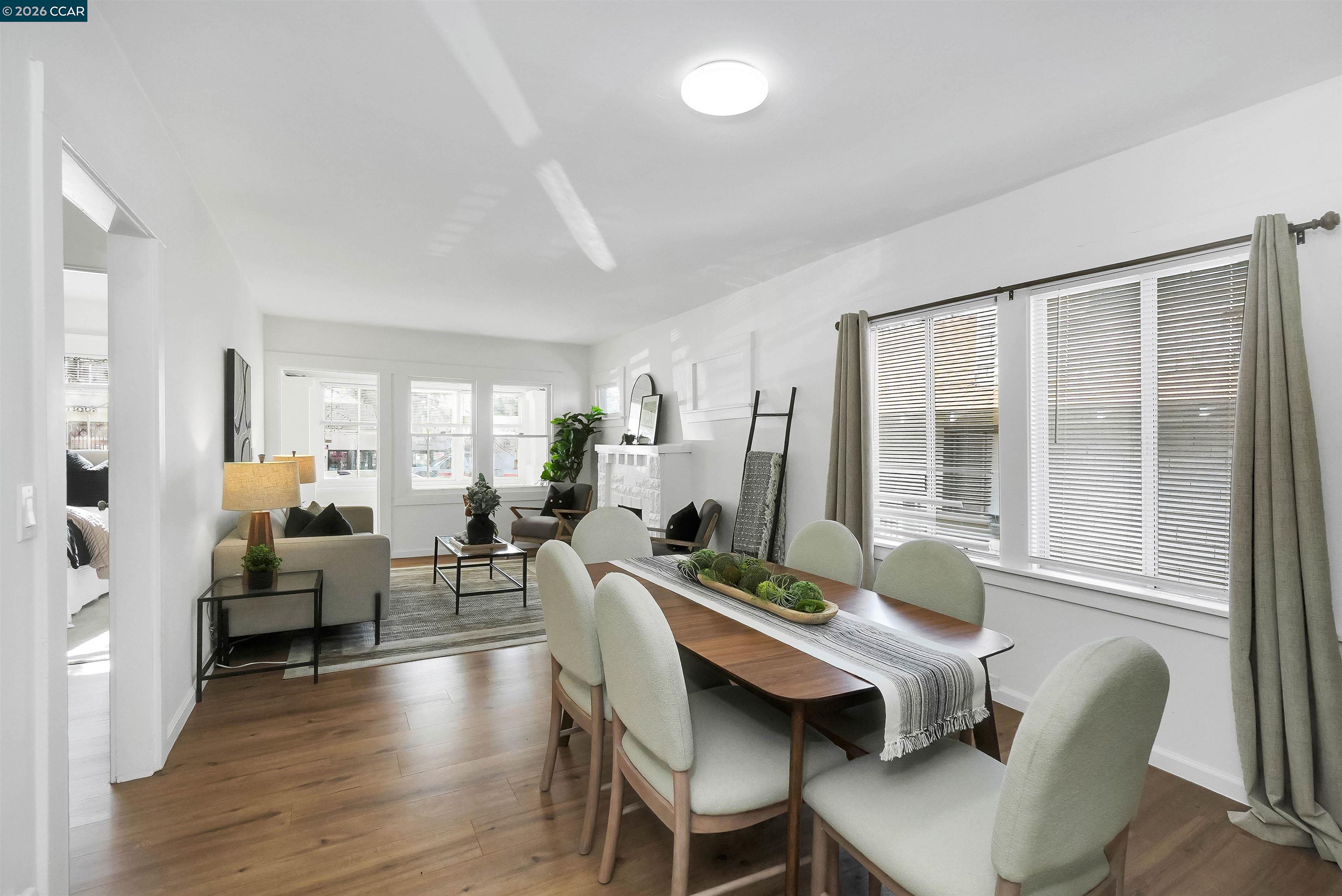 Detail Gallery Image 13 of 45 For 2596 Macarthur Blvd, Oakland,  CA 94602 - 2 Beds | 1 Baths