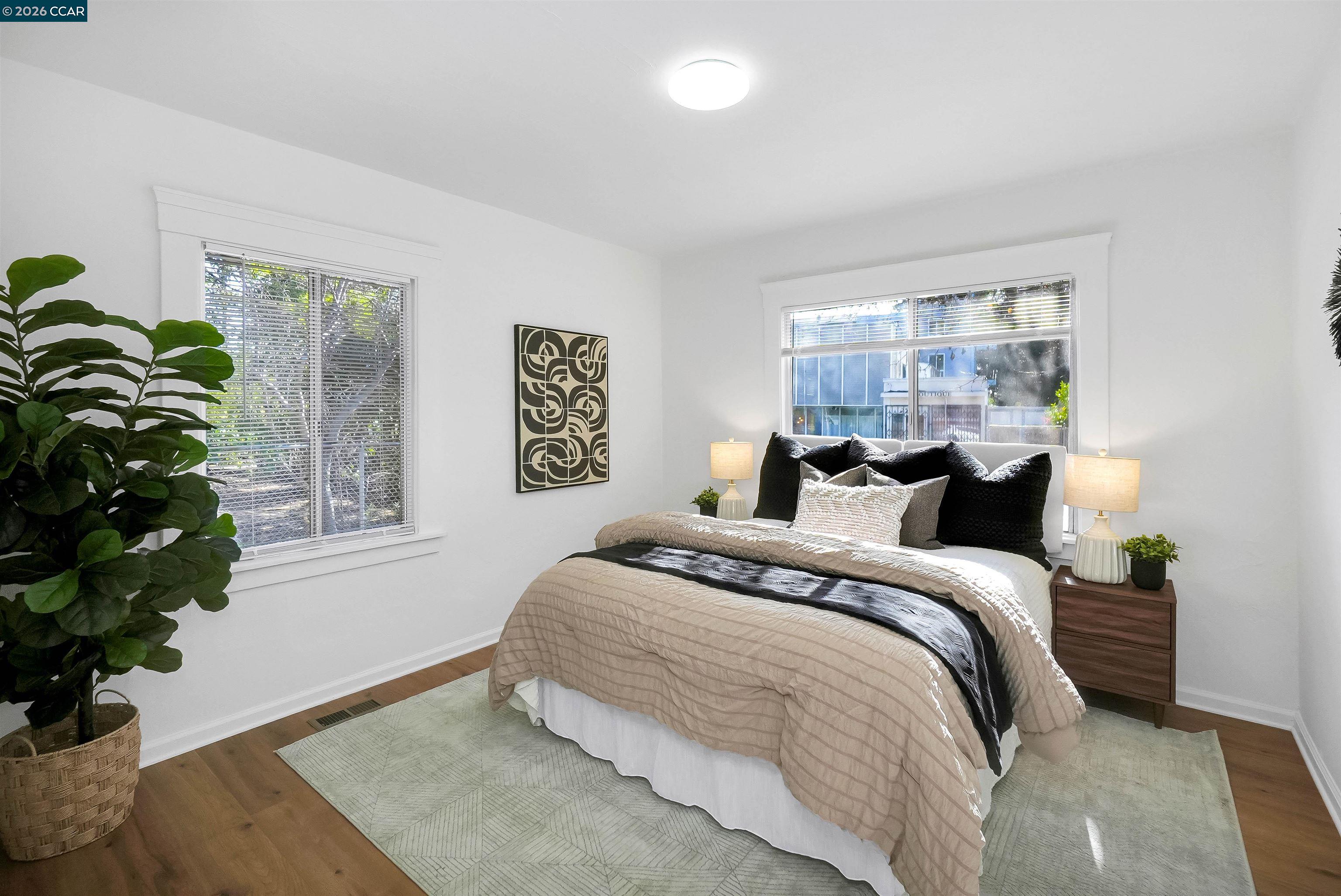 Detail Gallery Image 33 of 48 For 2596 Macarthur Blvd, Oakland,  CA 94602 - 2 Beds | 1 Baths