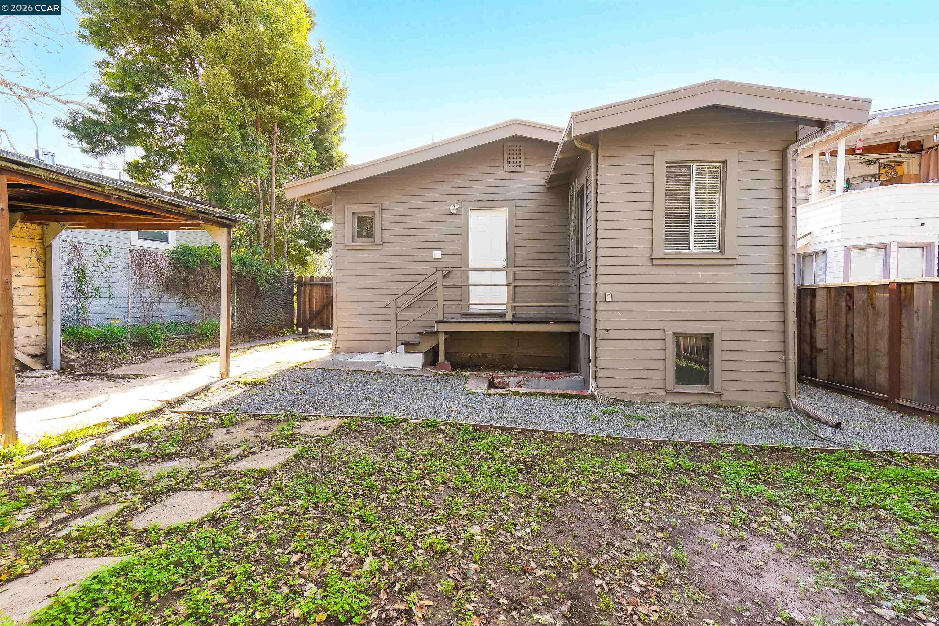 Detail Gallery Image 44 of 45 For 2596 Macarthur Blvd, Oakland,  CA 94602 - 2 Beds | 1 Baths