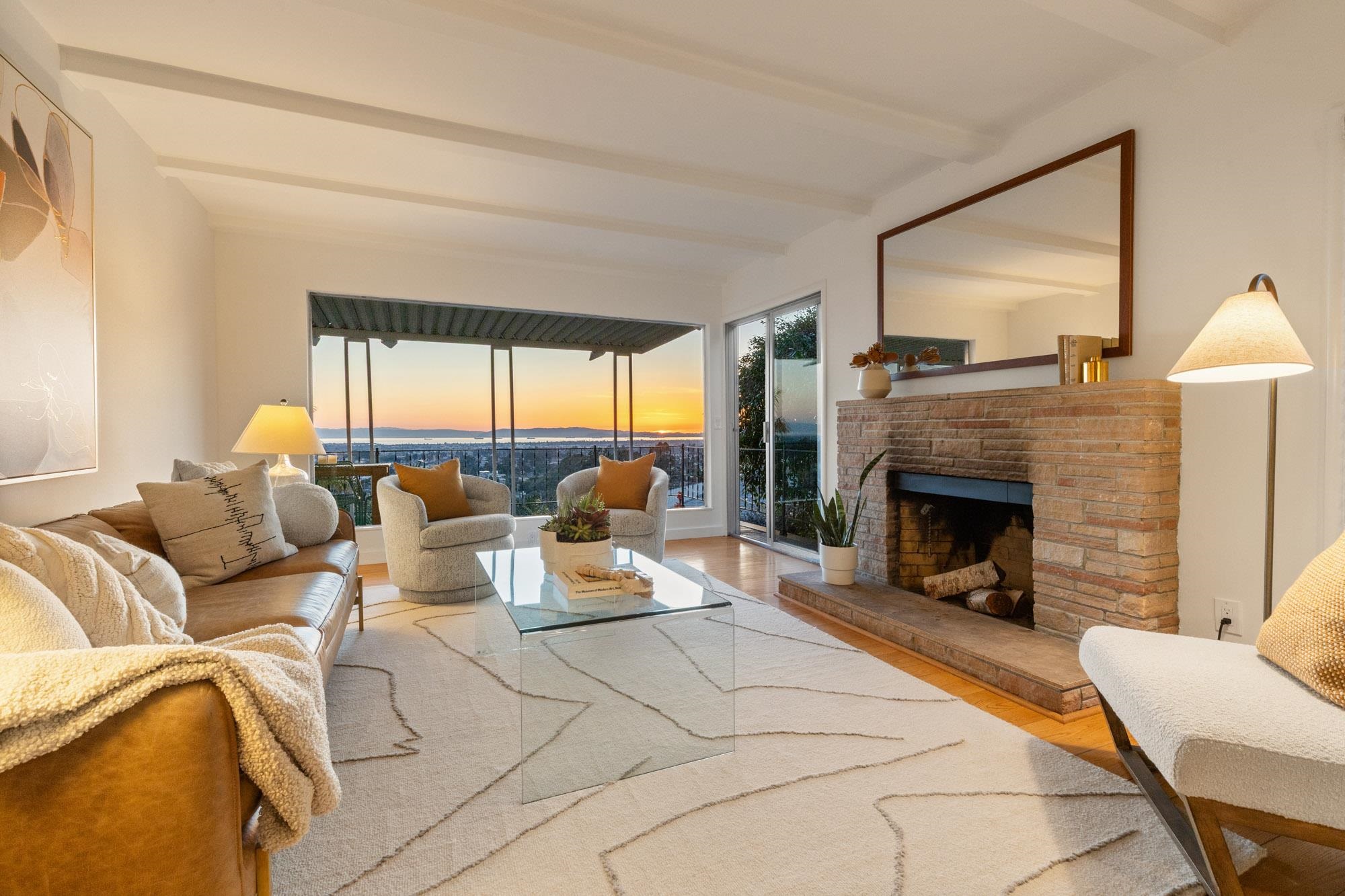 Detail Gallery Image 11 of 59 For 3363 Kiwanis St, Oakland,  CA 94602 - 2 Beds | 1 Baths