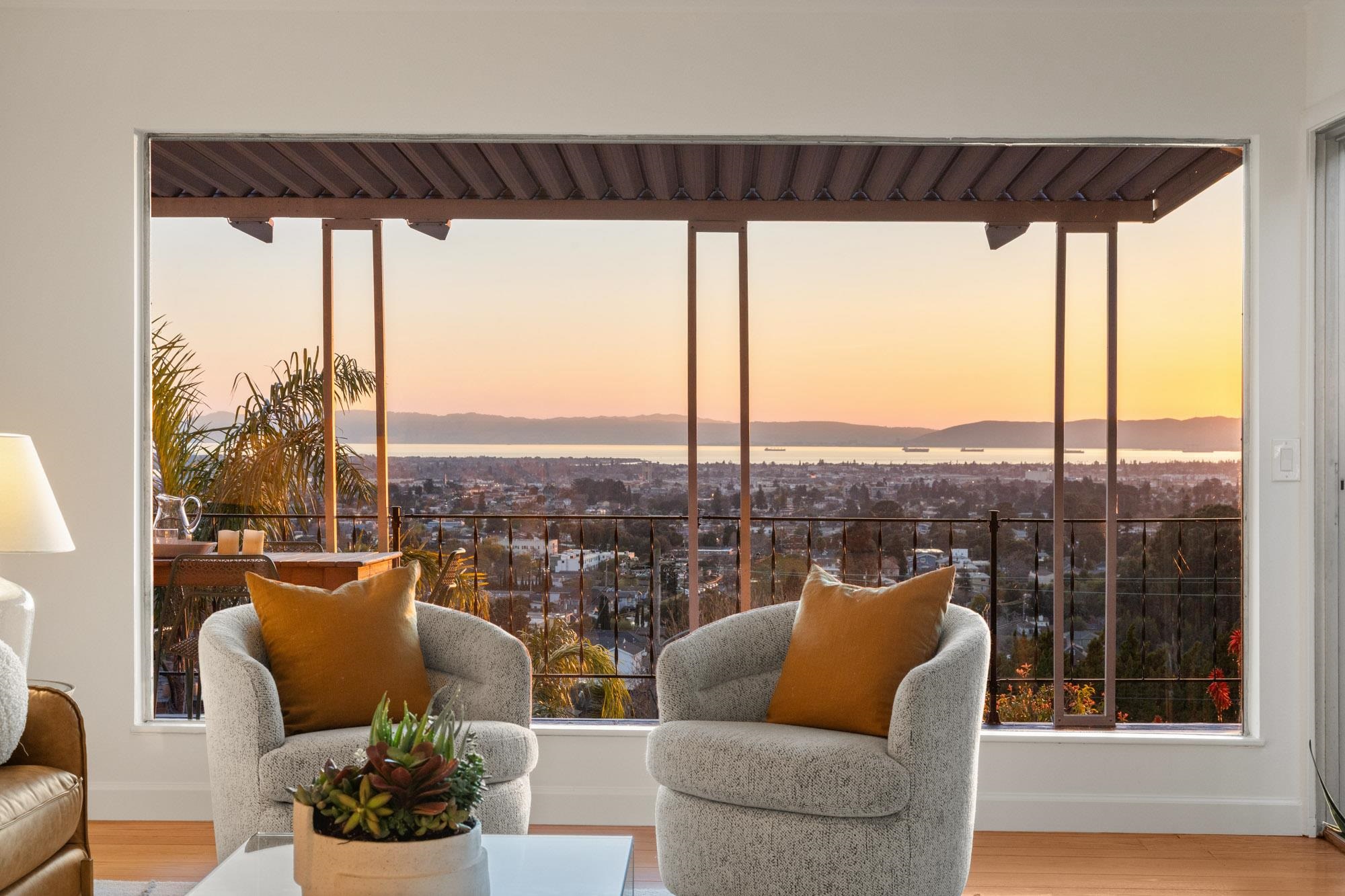 Detail Gallery Image 12 of 59 For 3363 Kiwanis St, Oakland,  CA 94602 - 2 Beds | 1 Baths