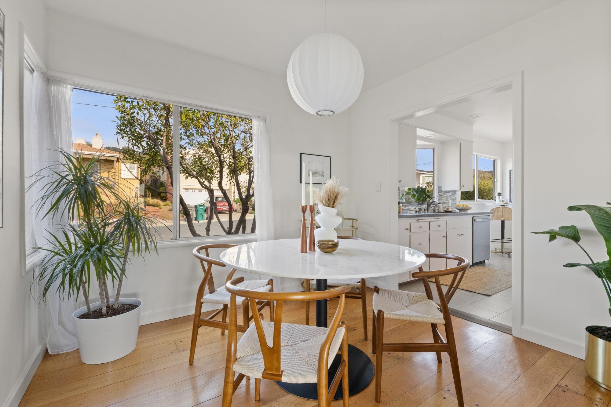 Detail Gallery Image 21 of 59 For 3363 Kiwanis St, Oakland,  CA 94602 - 2 Beds | 1 Baths