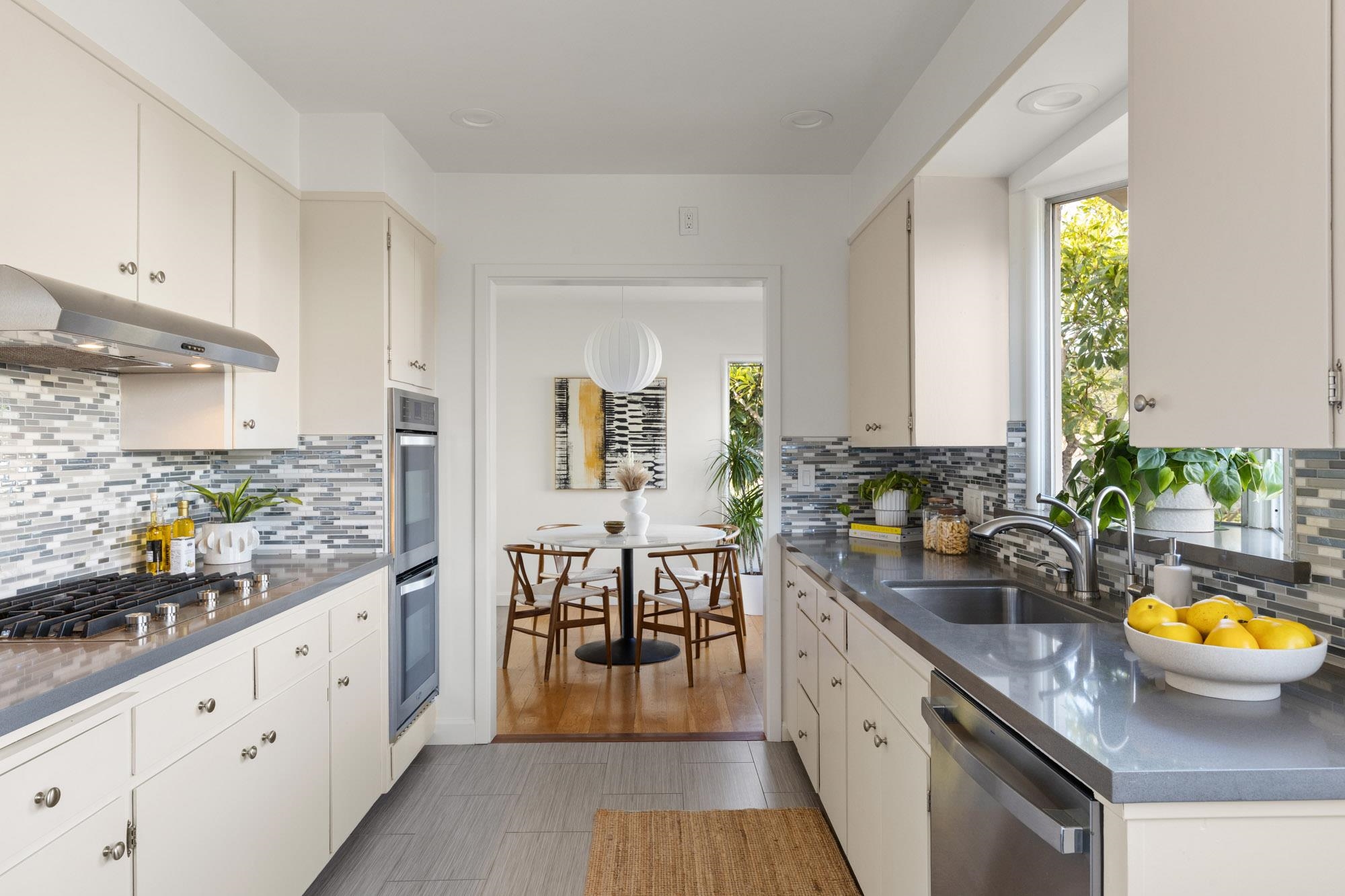 Detail Gallery Image 25 of 59 For 3363 Kiwanis St, Oakland,  CA 94602 - 2 Beds | 1 Baths