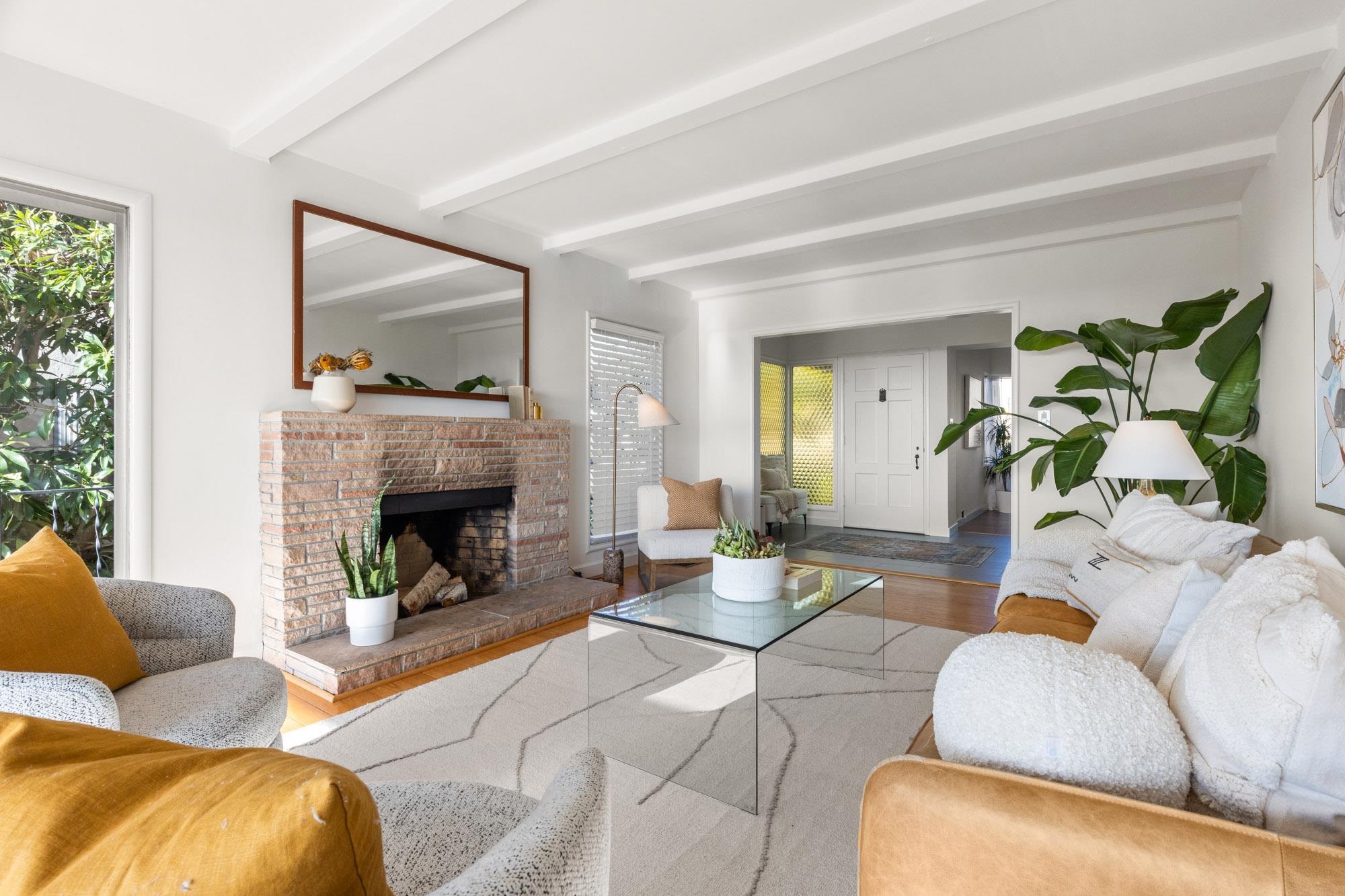 Detail Gallery Image 9 of 59 For 3363 Kiwanis St, Oakland,  CA 94602 - 2 Beds | 1 Baths