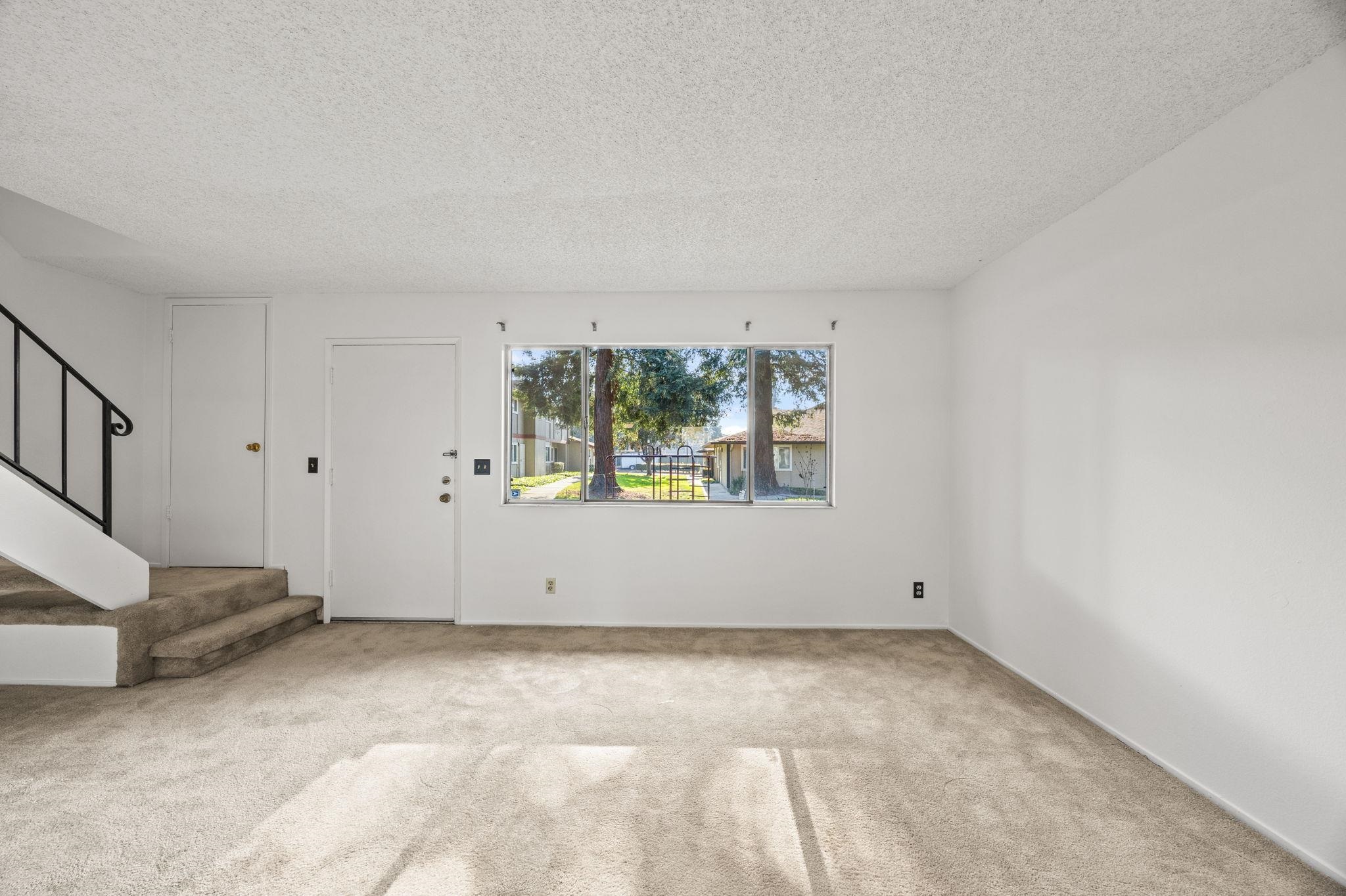 Detail Gallery Image 2 of 51 For 3665 Oxford Cmn, Fremont,  CA 94536 - 3 Beds | 1/1 Baths