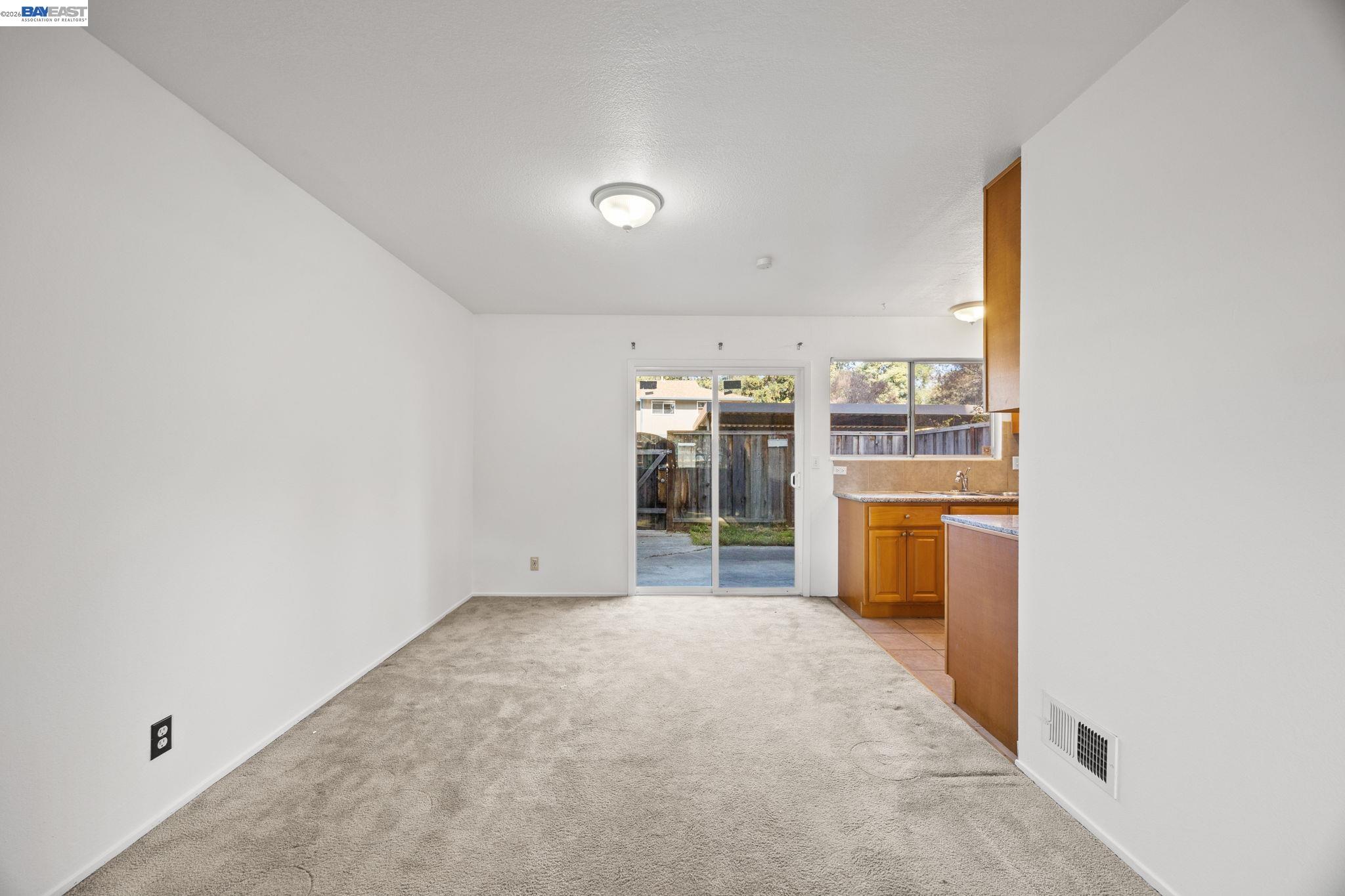 Photo #17: 41122562 Listing: Photo #17