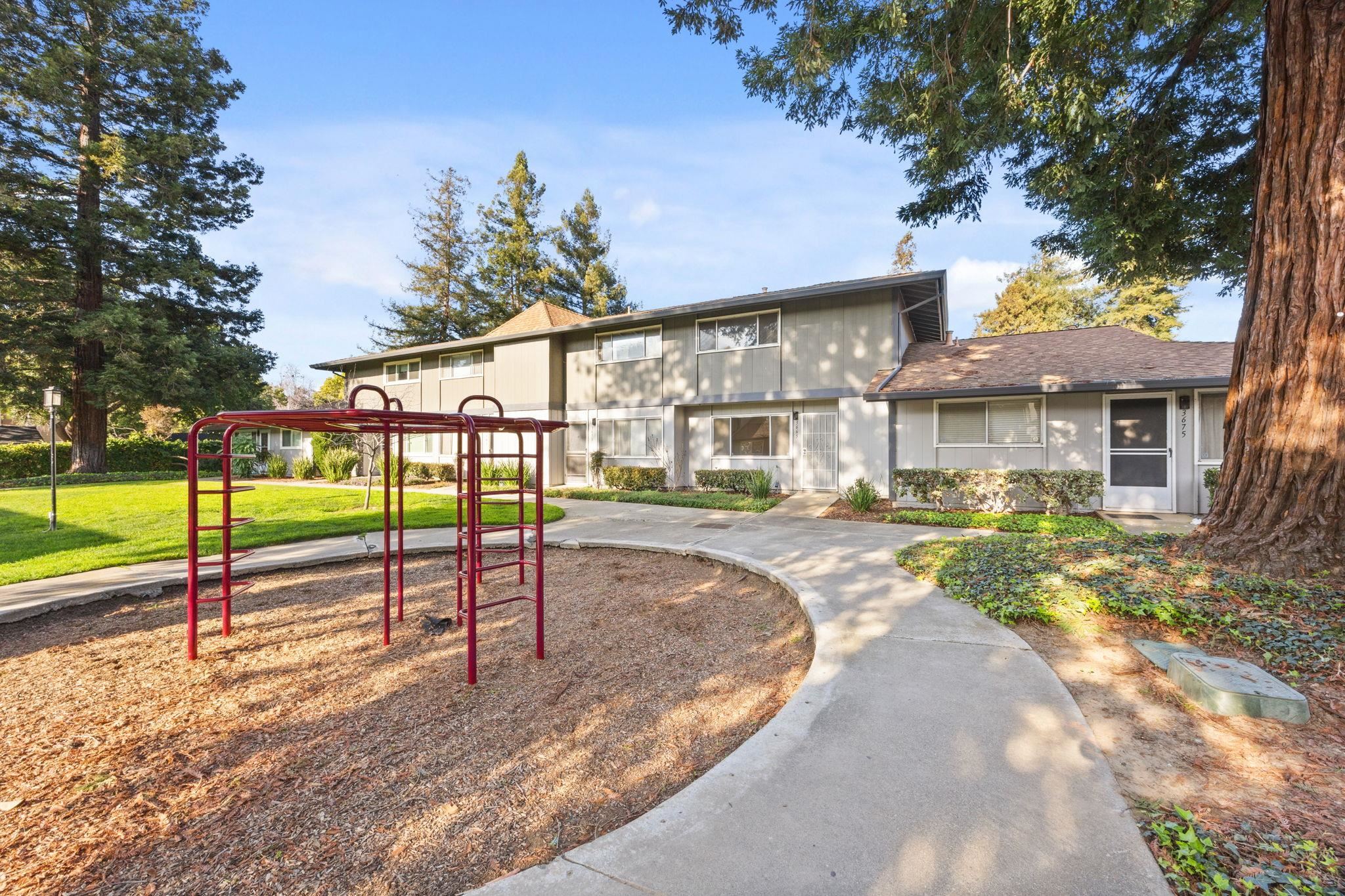 Detail Gallery Image 36 of 51 For 3665 Oxford Cmn, Fremont,  CA 94536 - 3 Beds | 1/1 Baths