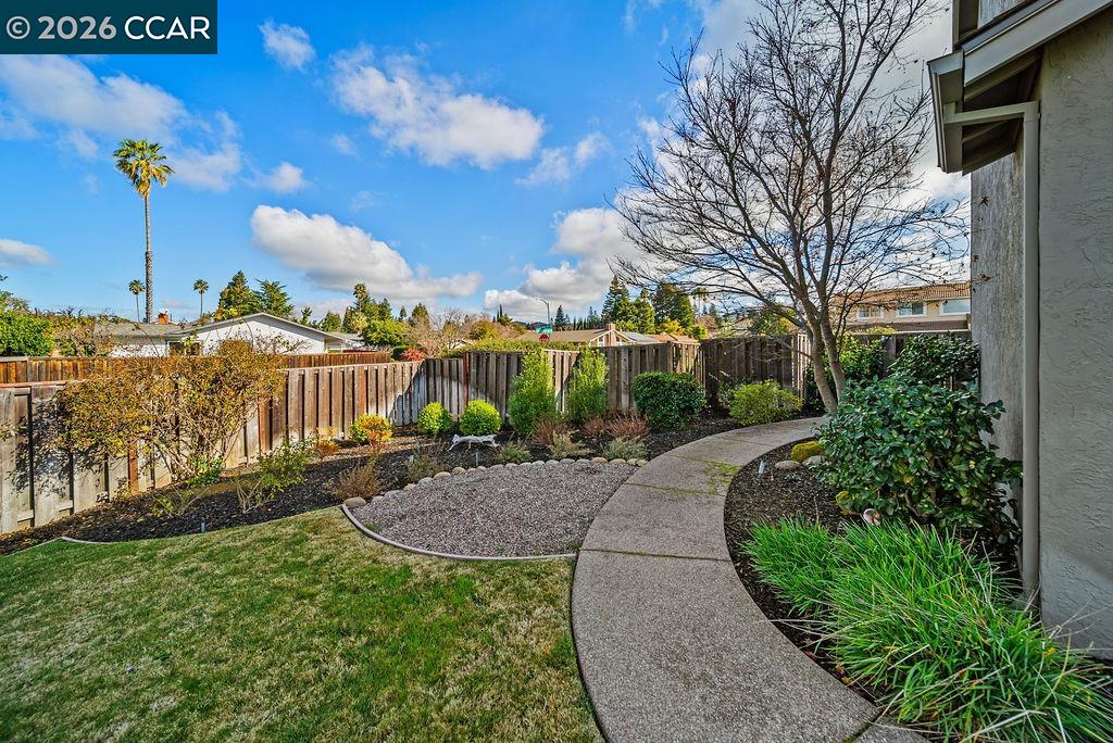 Detail Gallery Image 34 of 45 For 901 Cheyenne Dr, Walnut Creek,  CA 94598 - 5 Beds | 2/1 Baths