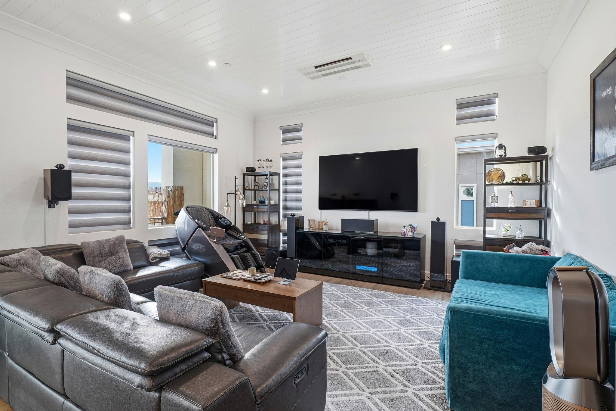 Detail Gallery Image 7 of 44 For 5728 Kemper Place #401,  Dublin,  CA 94568-5555 - 3 Beds | 2 Baths