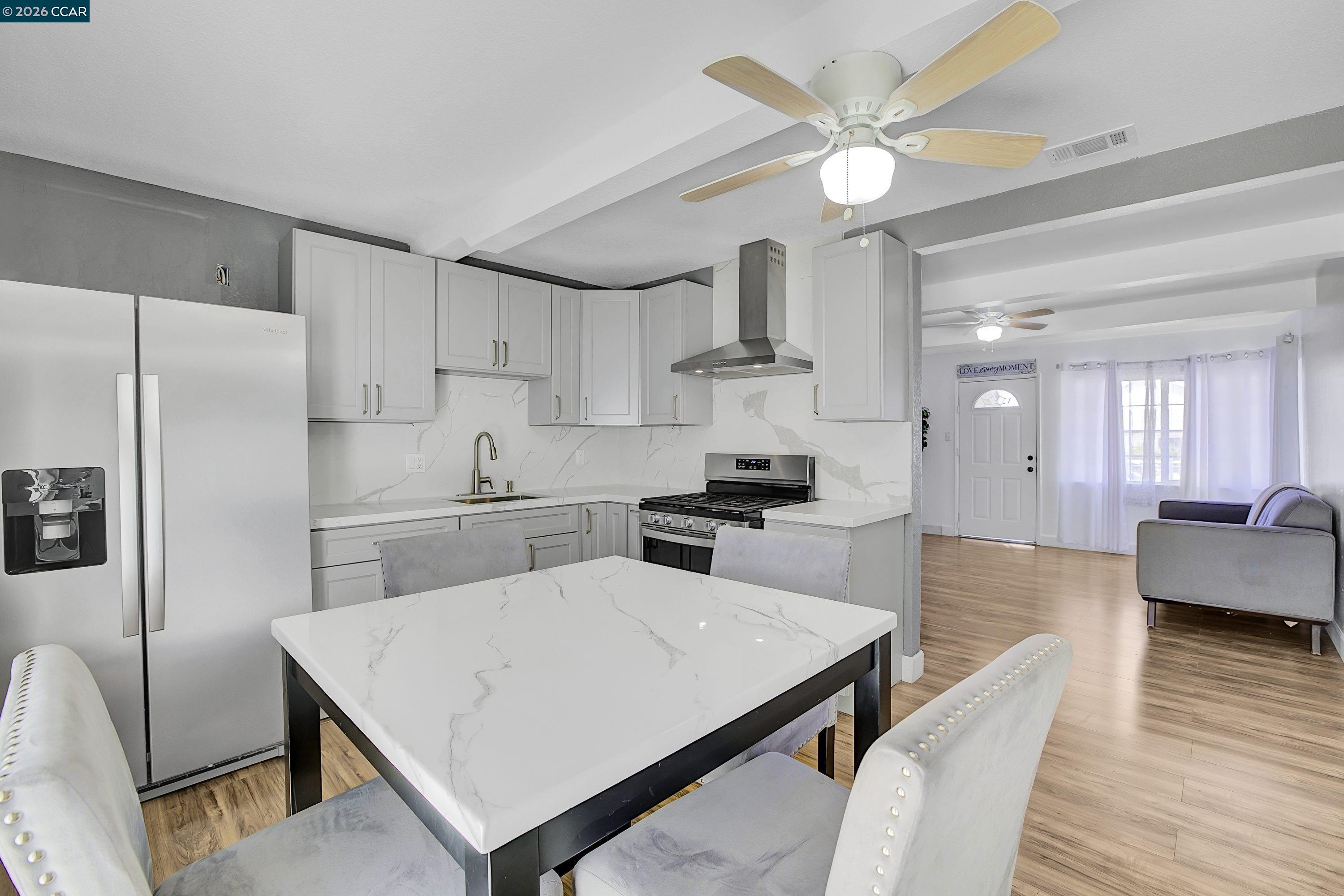 Front Image Thumbnail for CC41122567