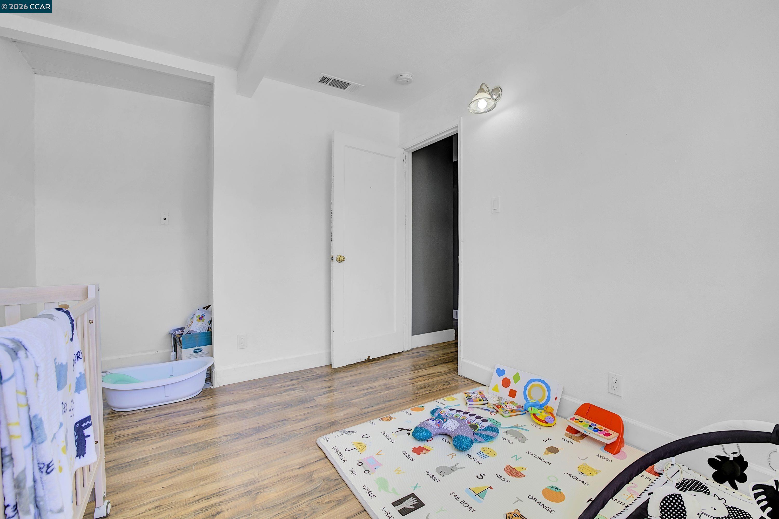 Detail Gallery Image 8 of 22 For 149 Shore Rd, Bay Point,  CA 94565 - 3 Beds | 1 Baths