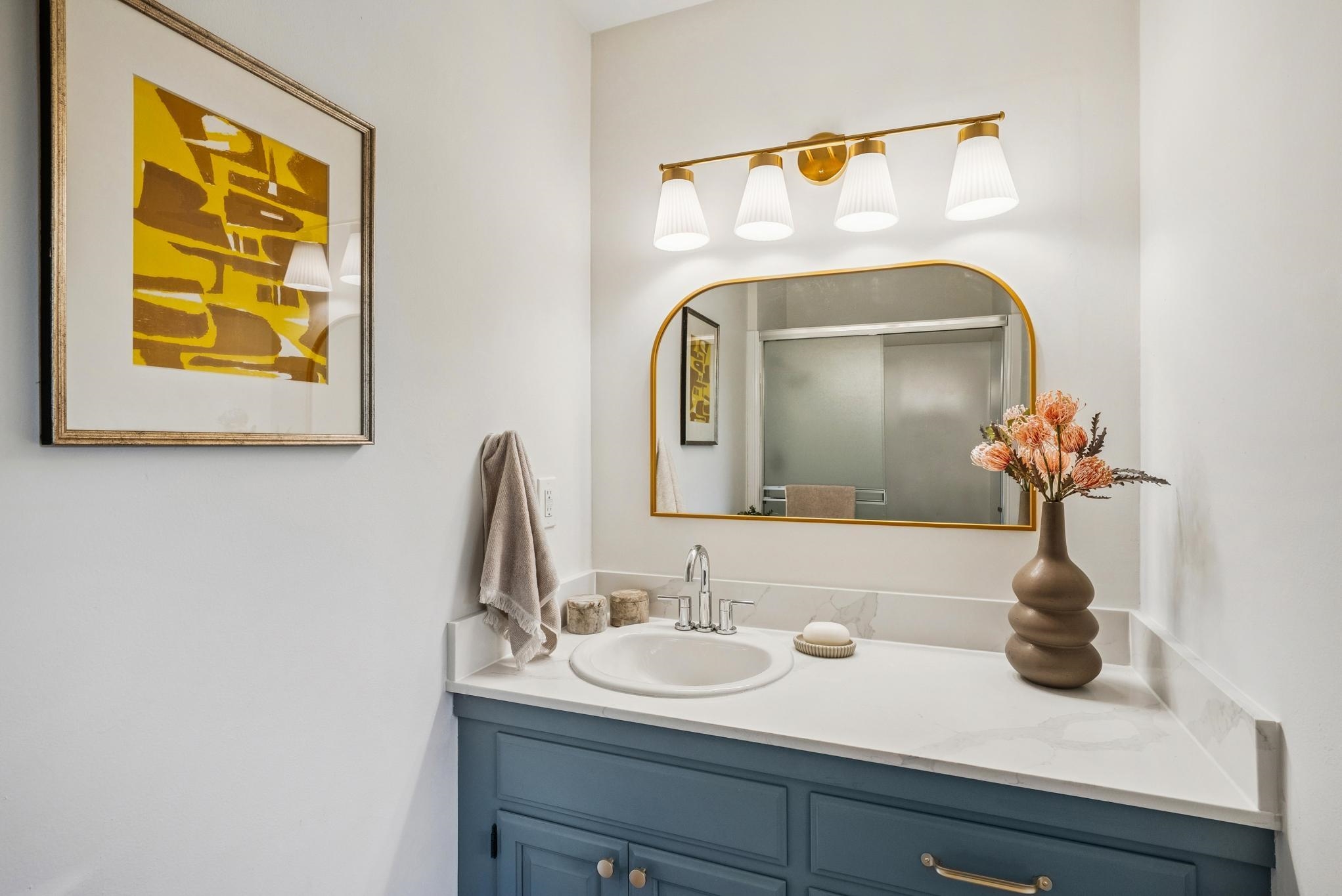 Detail Gallery Image 25 of 58 For 400 Harbor Light Rd, Alameda,  CA 94501 - 4 Beds | 3 Baths