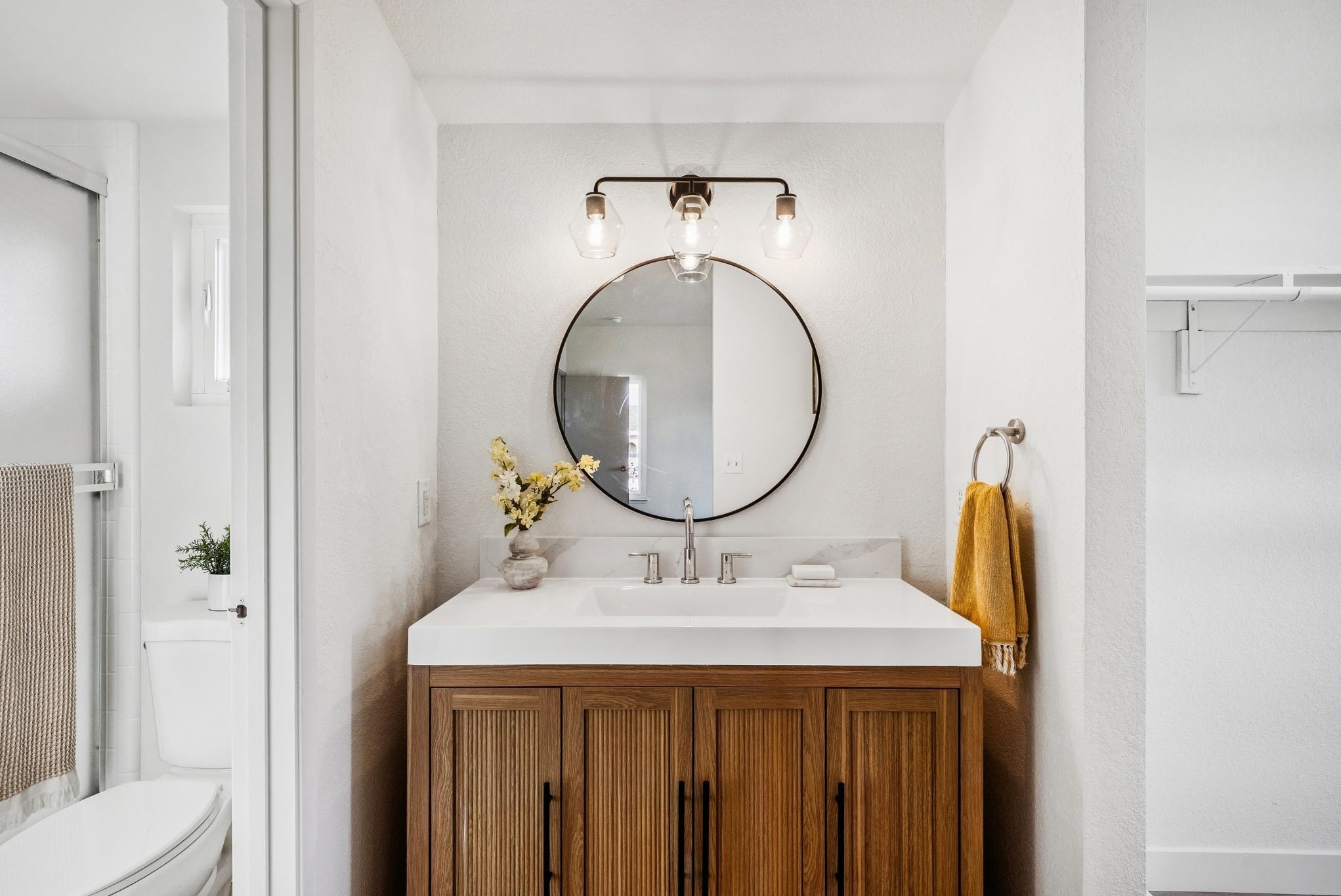 Detail Gallery Image 38 of 58 For 400 Harbor Light Rd, Alameda,  CA 94501 - 4 Beds | 3 Baths