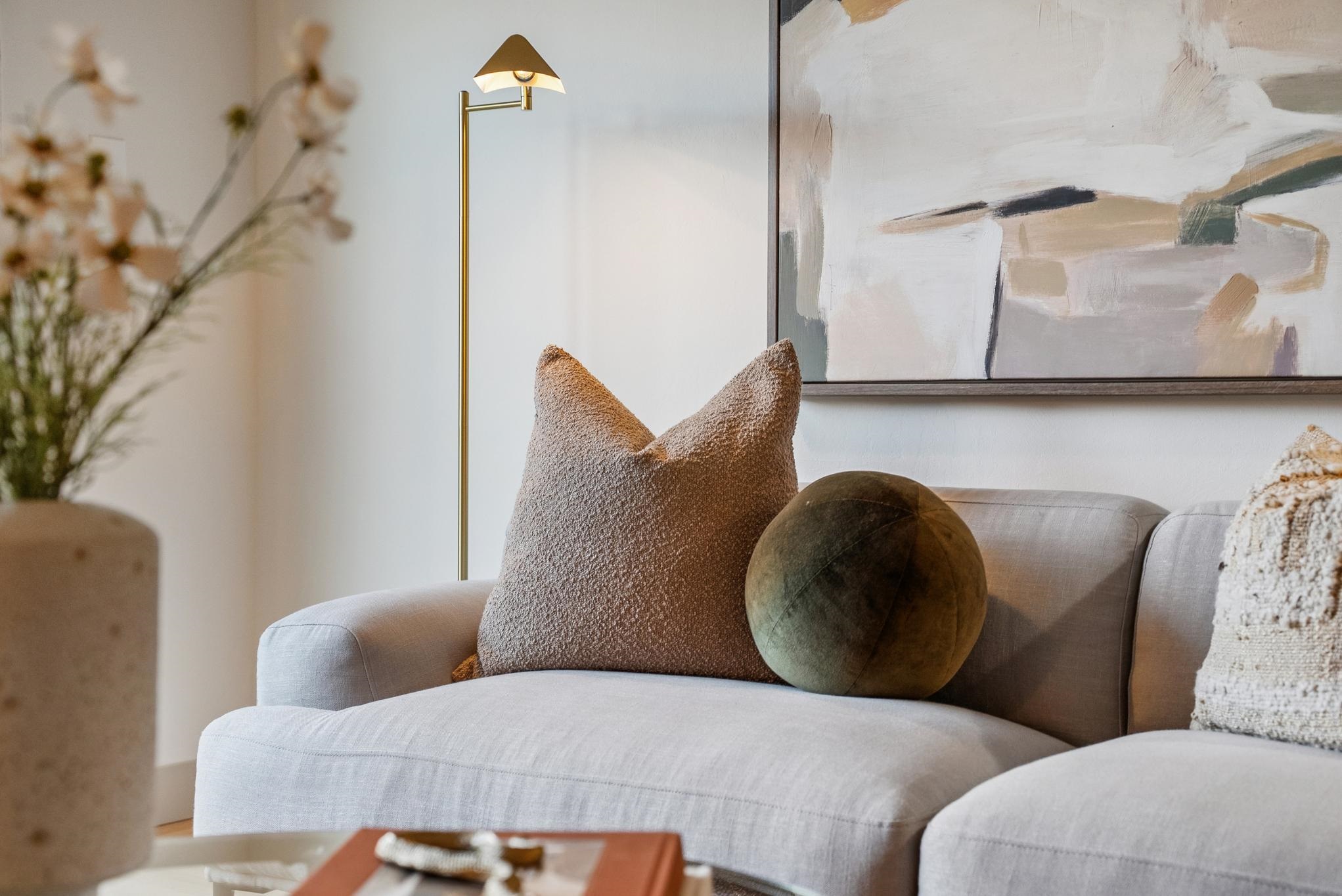 Detail Gallery Image 7 of 58 For 400 Harbor Light Rd, Alameda,  CA 94501 - 4 Beds | 3 Baths