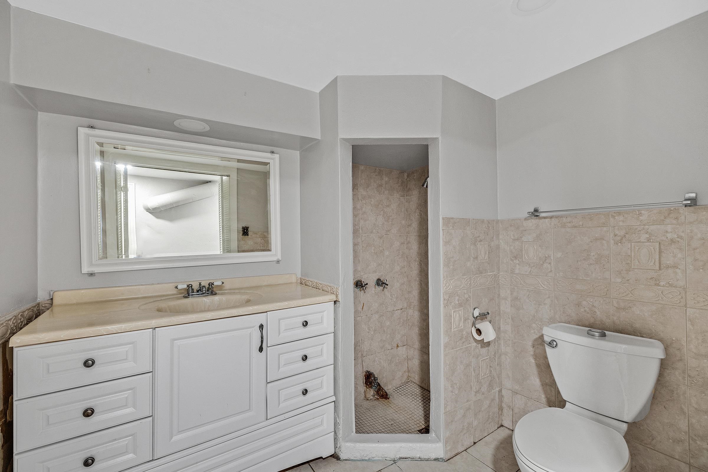 Detail Gallery Image 20 of 27 For 5707 Carberry Ave, Oakland,  CA 94609 - – Beds | – Baths