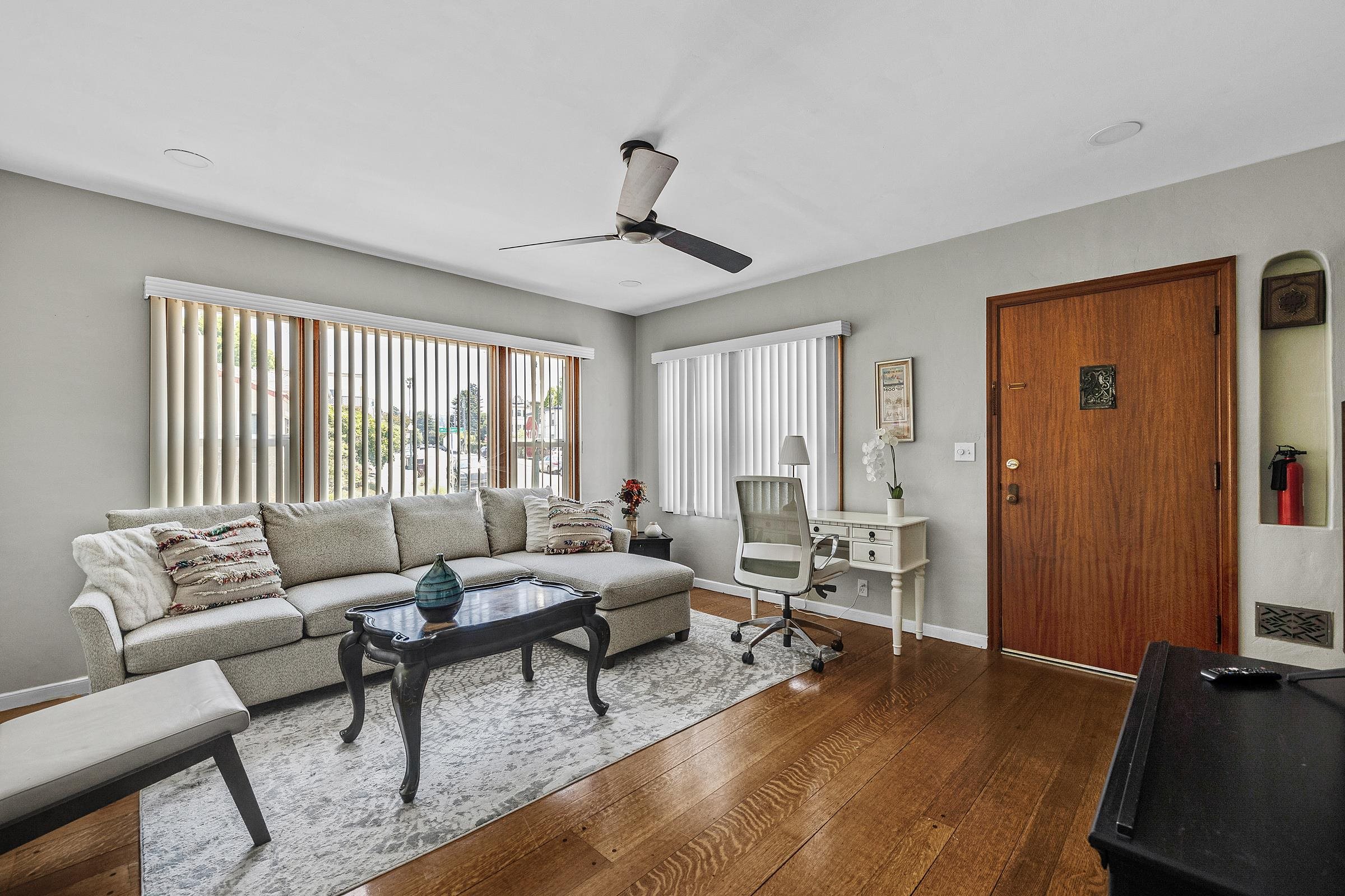 Detail Gallery Image 23 of 27 For 5707 Carberry Ave, Oakland,  CA 94609 - – Beds | – Baths