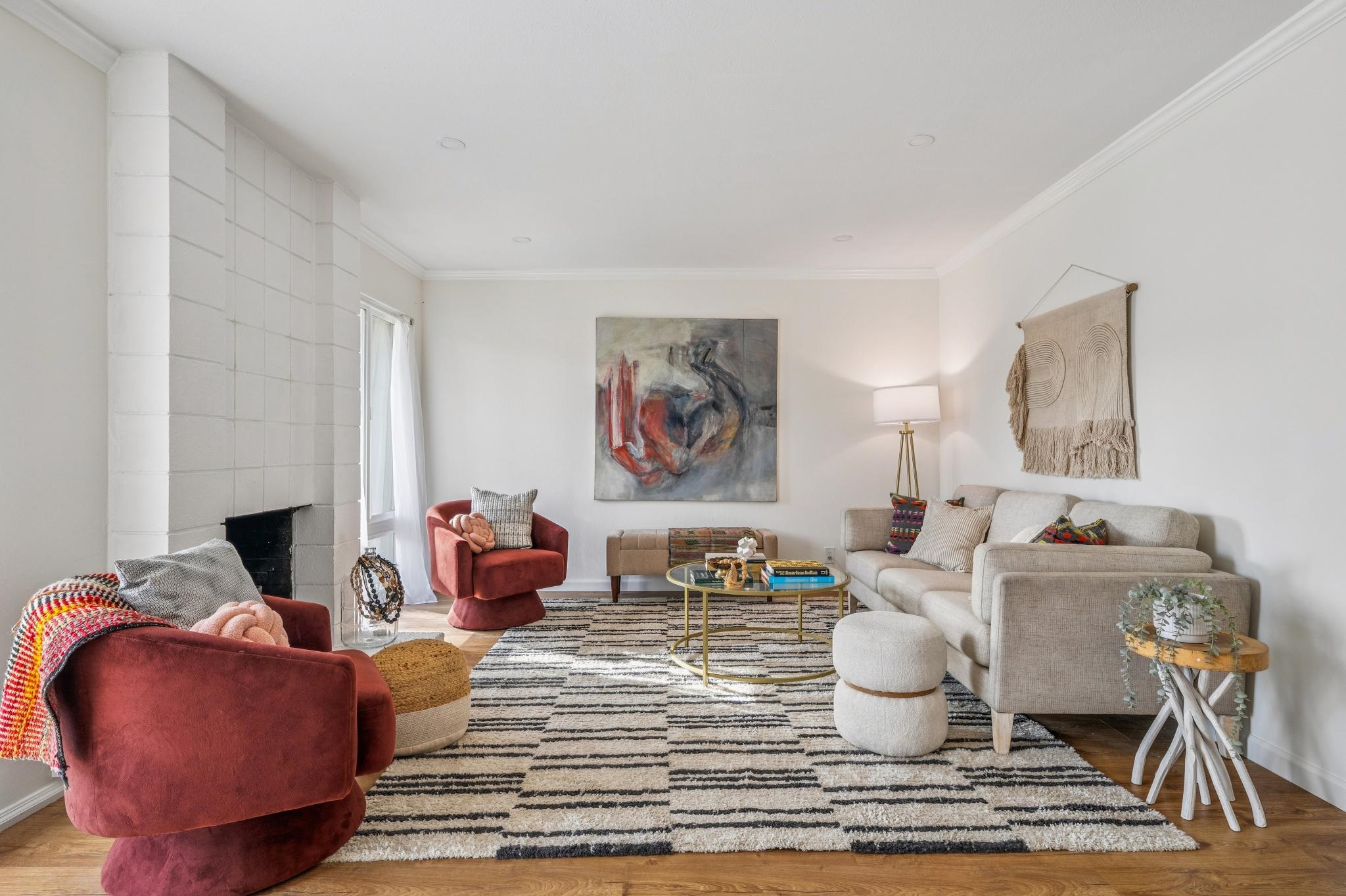 Photo #3: 41122571 Listing: Photo #3