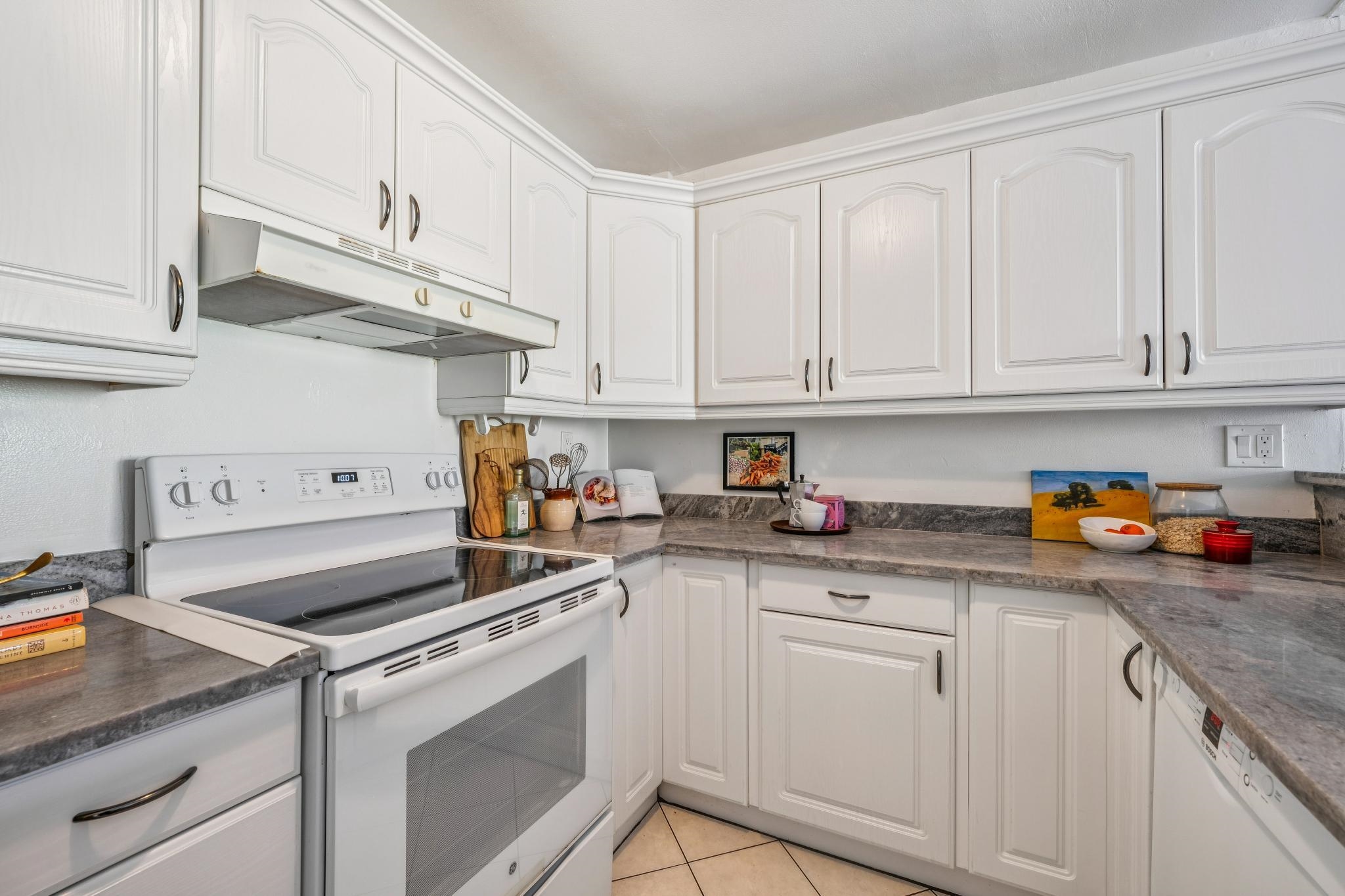 Photo #8: 41122571 Listing: Photo #8