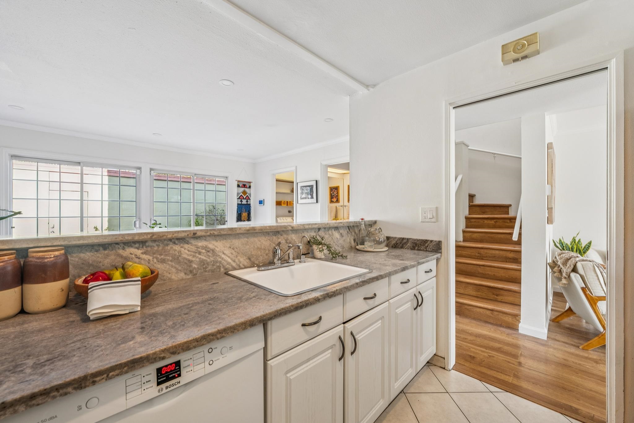 Photo #9: 41122571 Listing: Photo #9