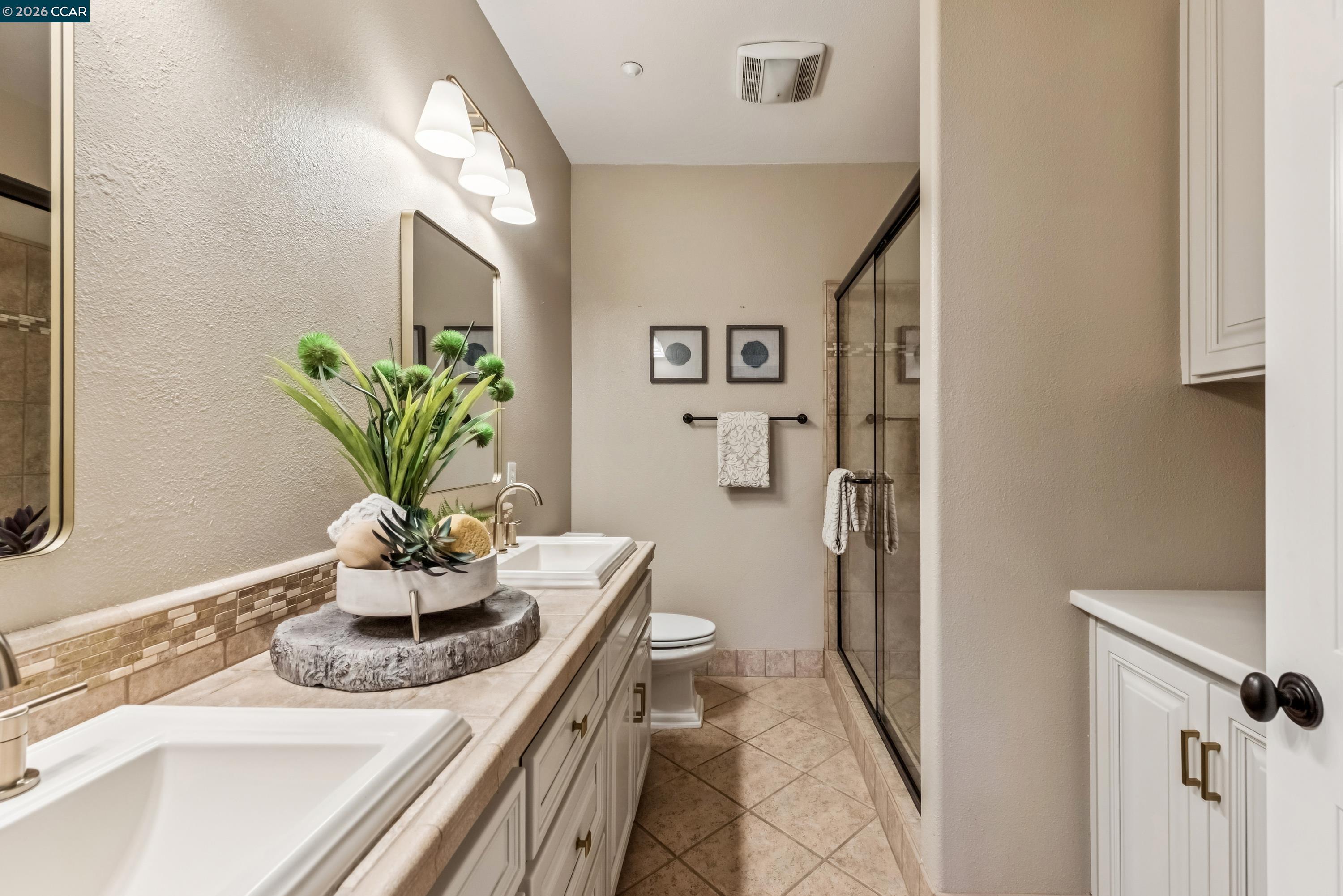 Detail Gallery Image 31 of 60 For 45 Lark Place, Alamo,  CA 94507 - 5 Beds | 5/1 Baths