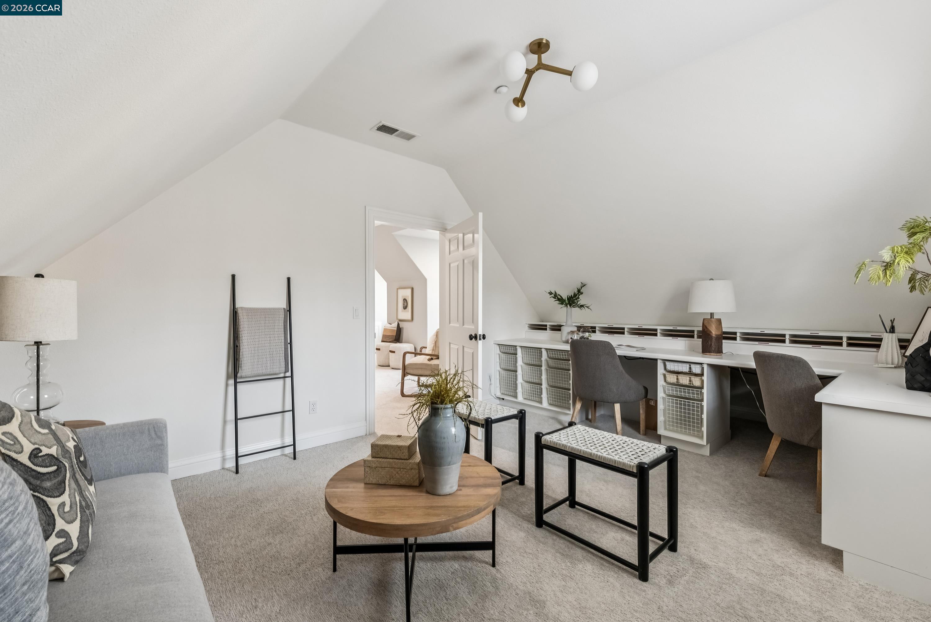 Detail Gallery Image 34 of 60 For 45 Lark Place, Alamo,  CA 94507 - 5 Beds | 5/1 Baths