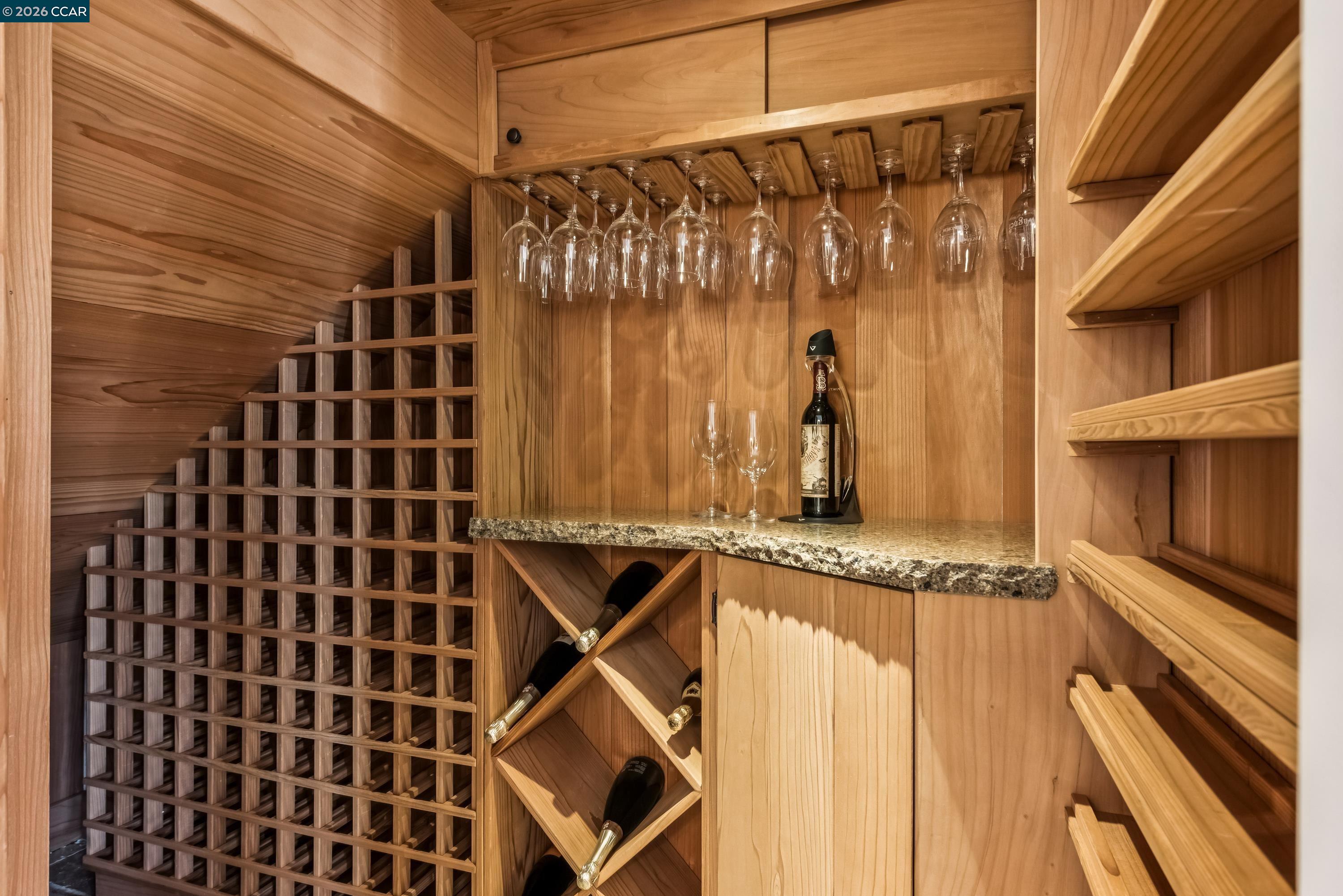 Detail Gallery Image 8 of 60 For 45 Lark Place, Alamo,  CA 94507 - 5 Beds | 5/1 Baths