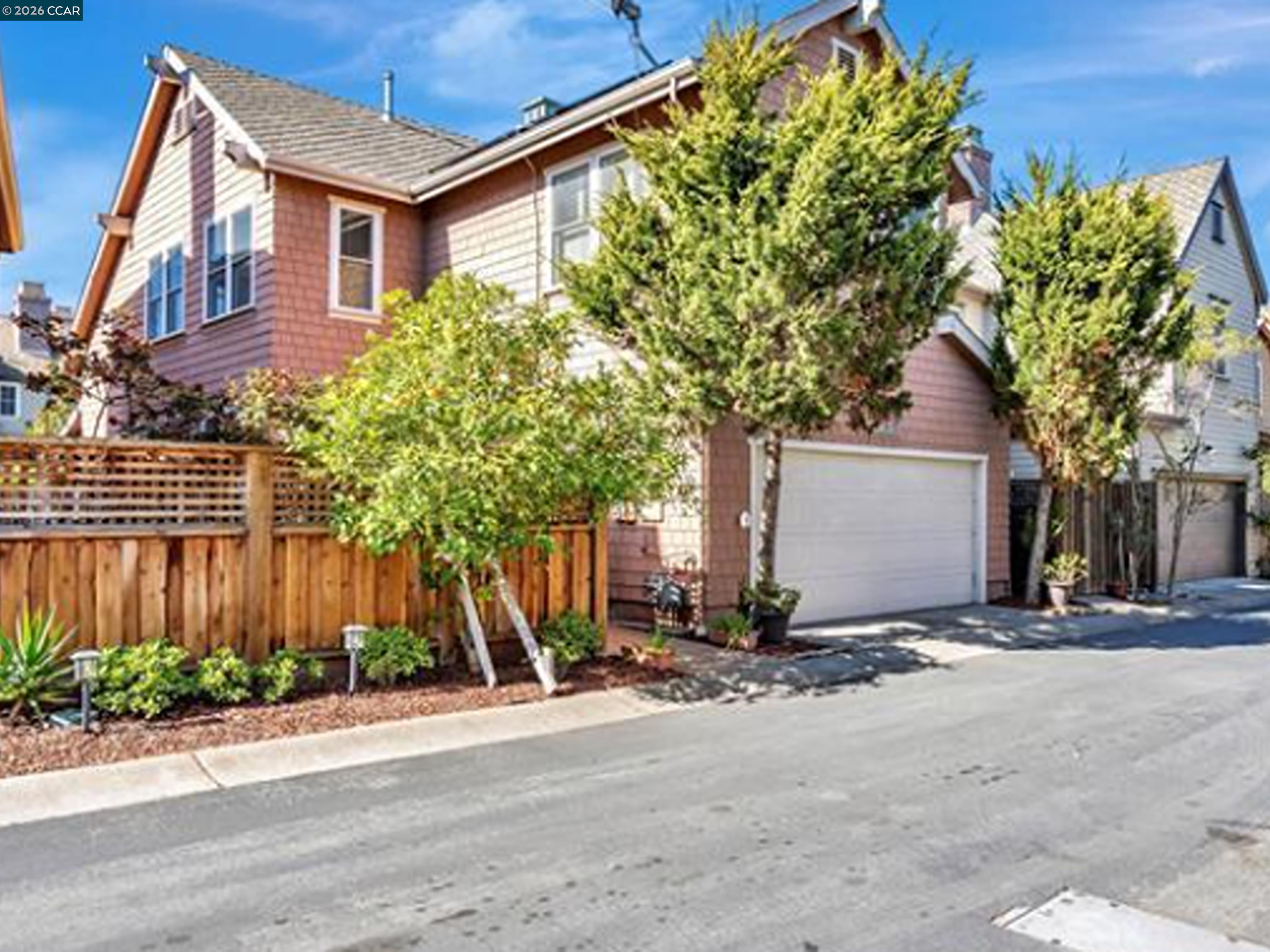 2036 SERRA LN, Hercules CA 94547 — photo 24