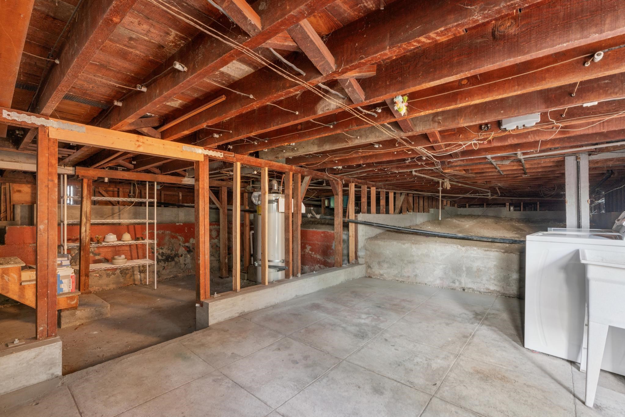 Detail Gallery Image 35 of 39 For 2457 Scenic Ave, Oakland,  CA 94602 - 2 Beds | 1 Baths