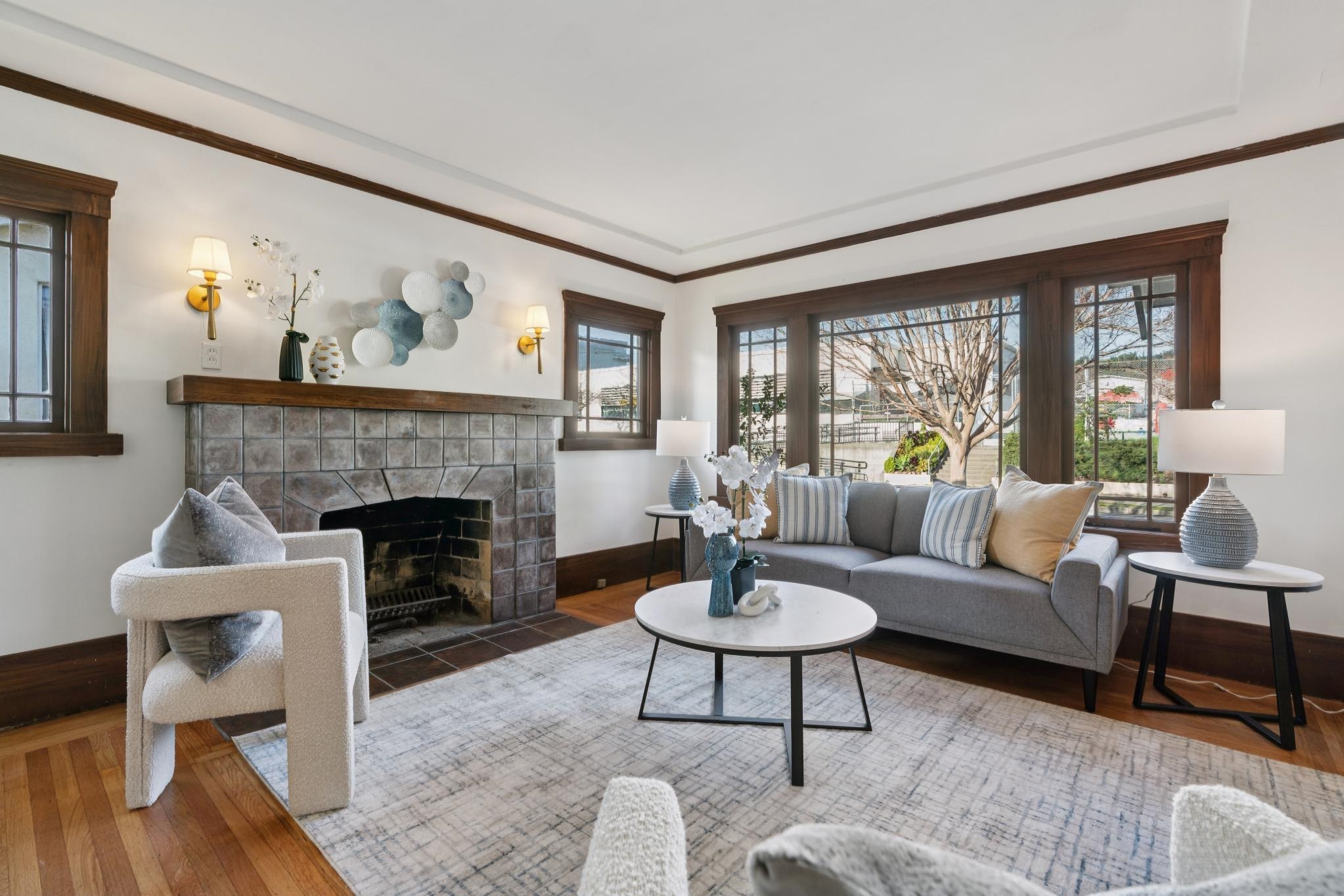 Detail Gallery Image 8 of 39 For 2457 Scenic Ave, Oakland,  CA 94602 - 2 Beds | 1 Baths