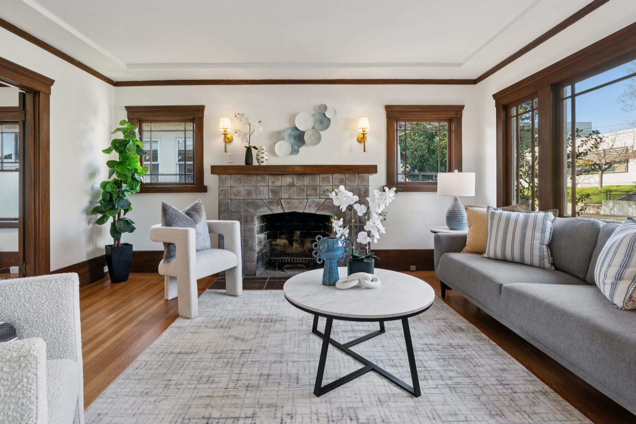 Detail Gallery Image 9 of 39 For 2457 Scenic Ave, Oakland,  CA 94602 - 2 Beds | 1 Baths