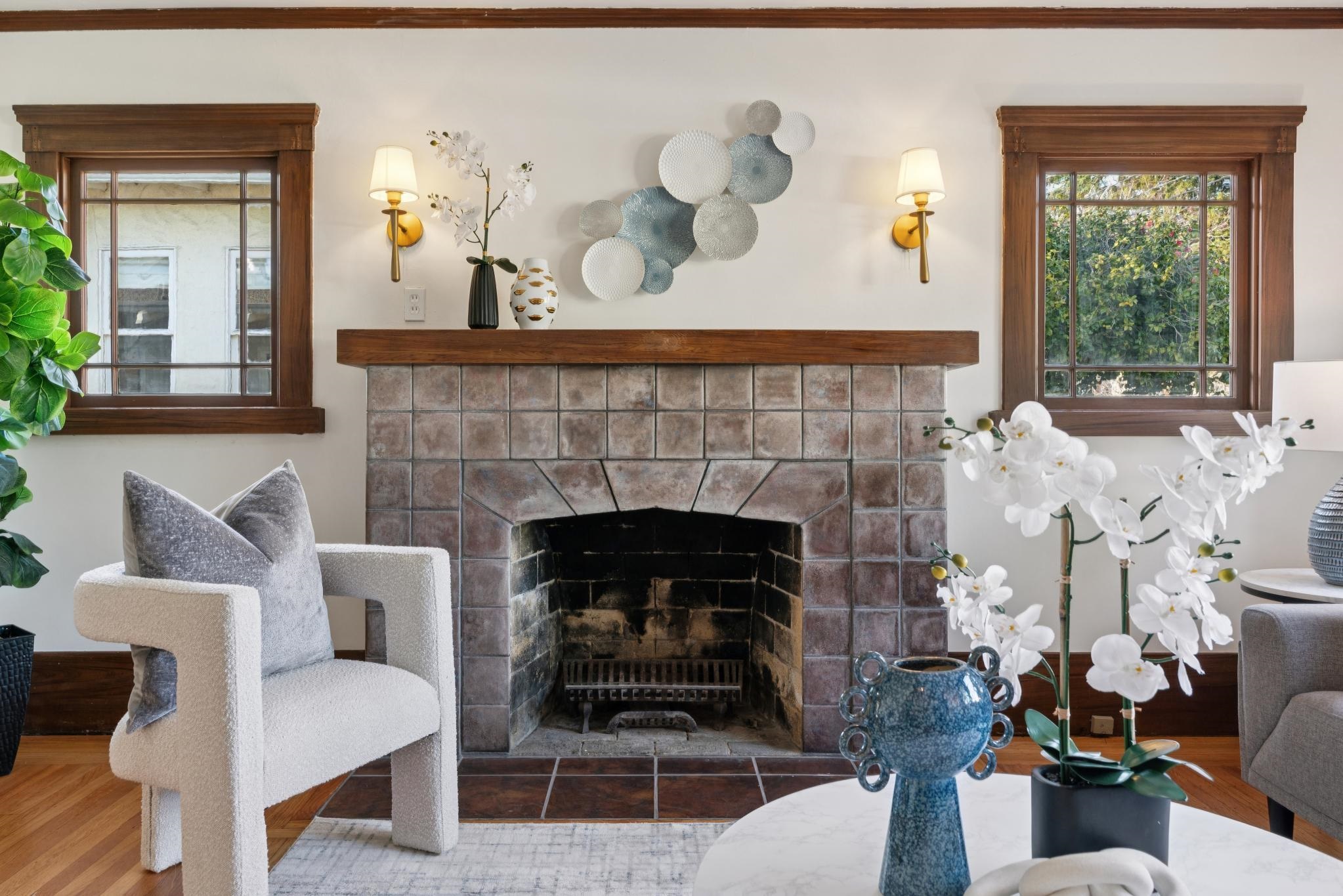 Detail Gallery Image 10 of 39 For 2457 Scenic Ave, Oakland,  CA 94602 - 2 Beds | 1 Baths