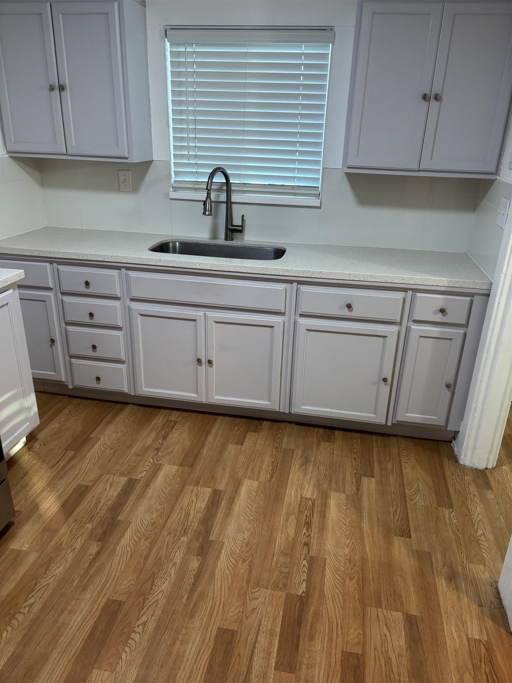 Detail Gallery Image 4 of 5 For 4 W 7th St, Antioch,  CA 94509 - 1 Beds | 1 Baths