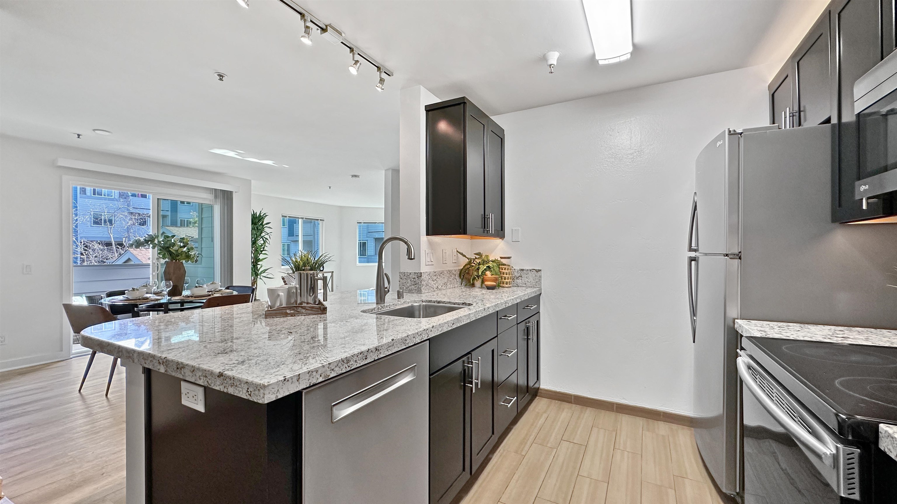 Photo #1: 41122578 Listing: Photo #1